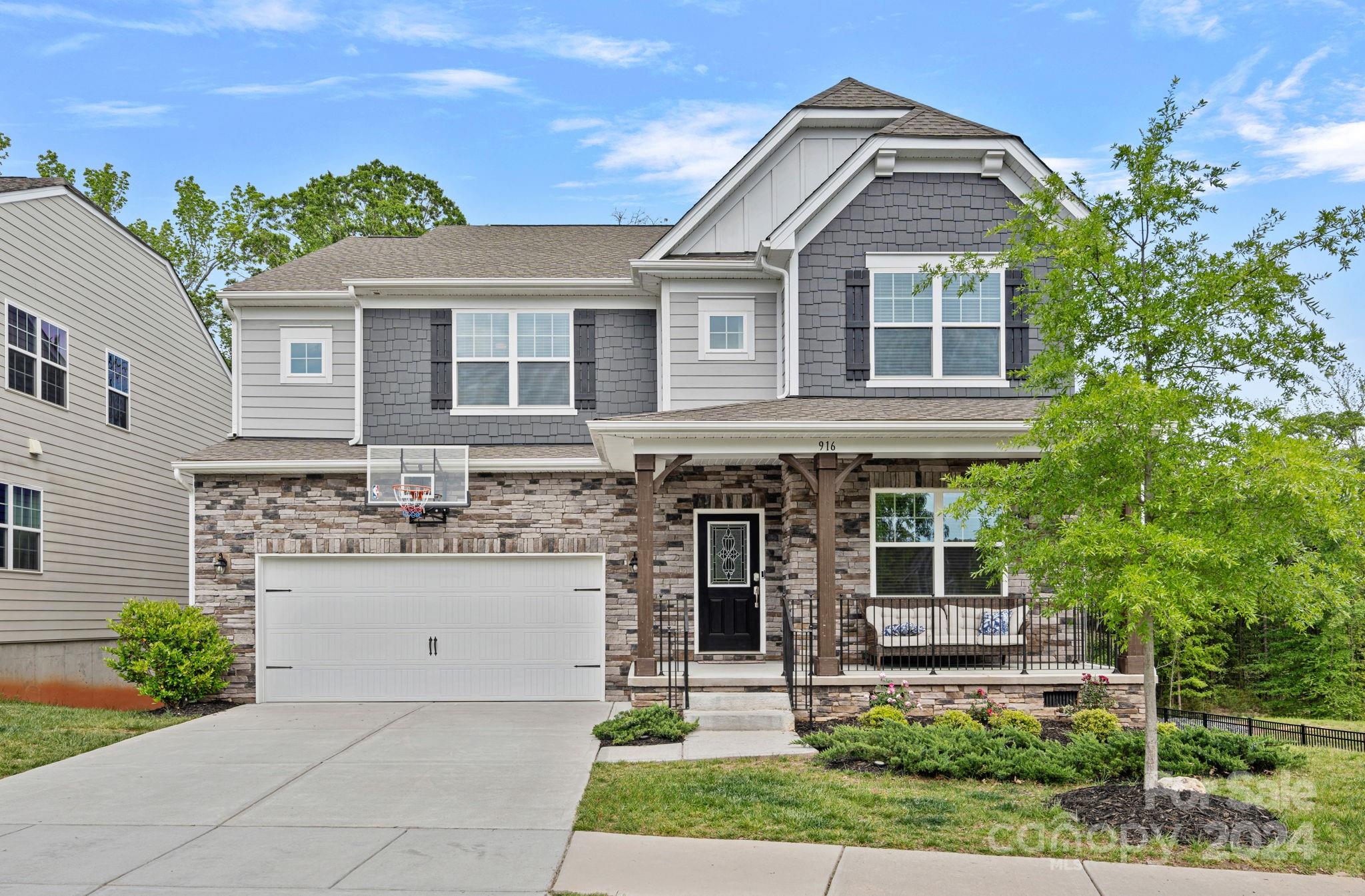 Oakland Pointe - Residential