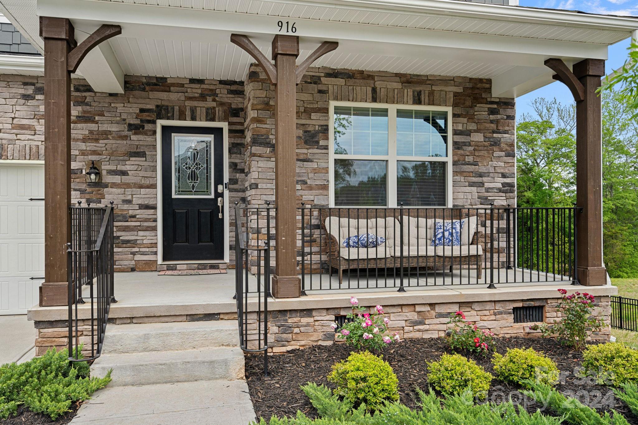 Oakland Pointe - Residential