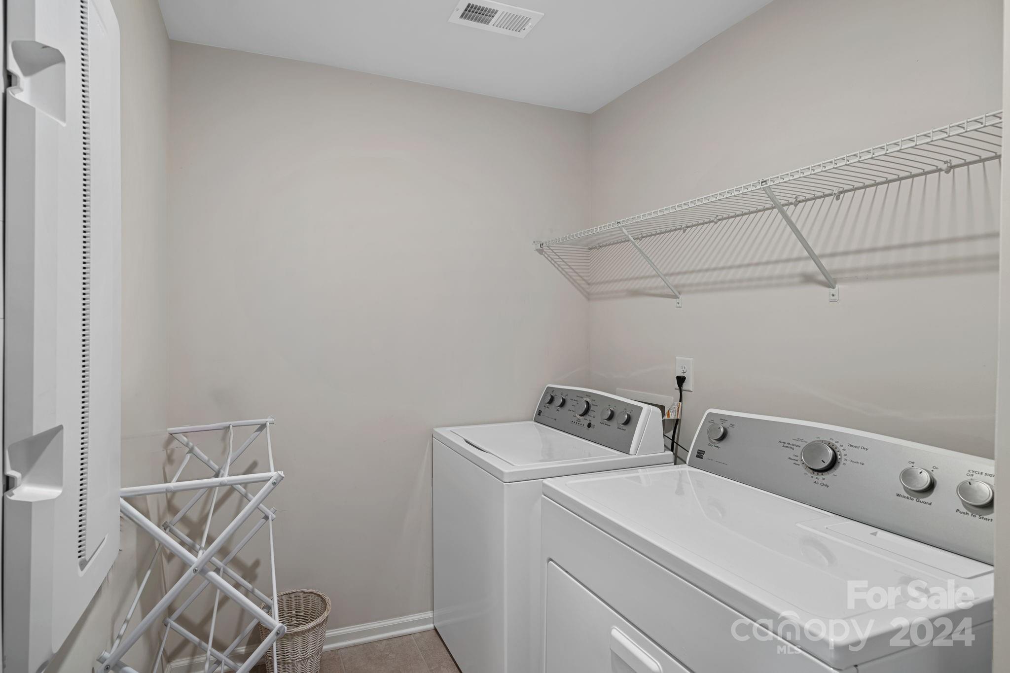 Oakland Pointe - Residential