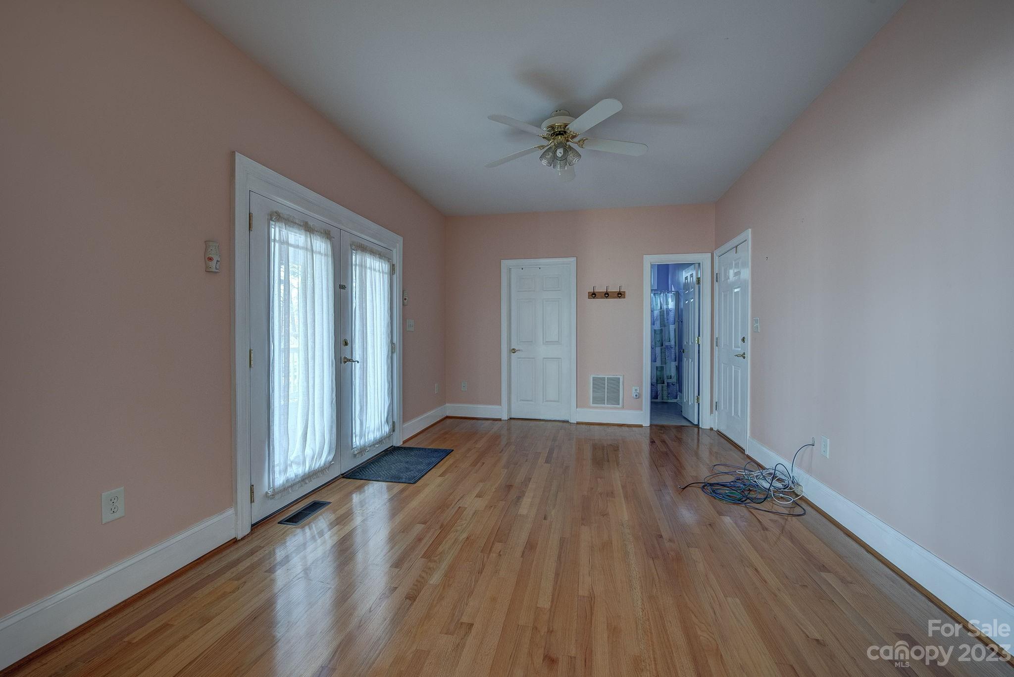 Hickory Ridge Estates - Residential