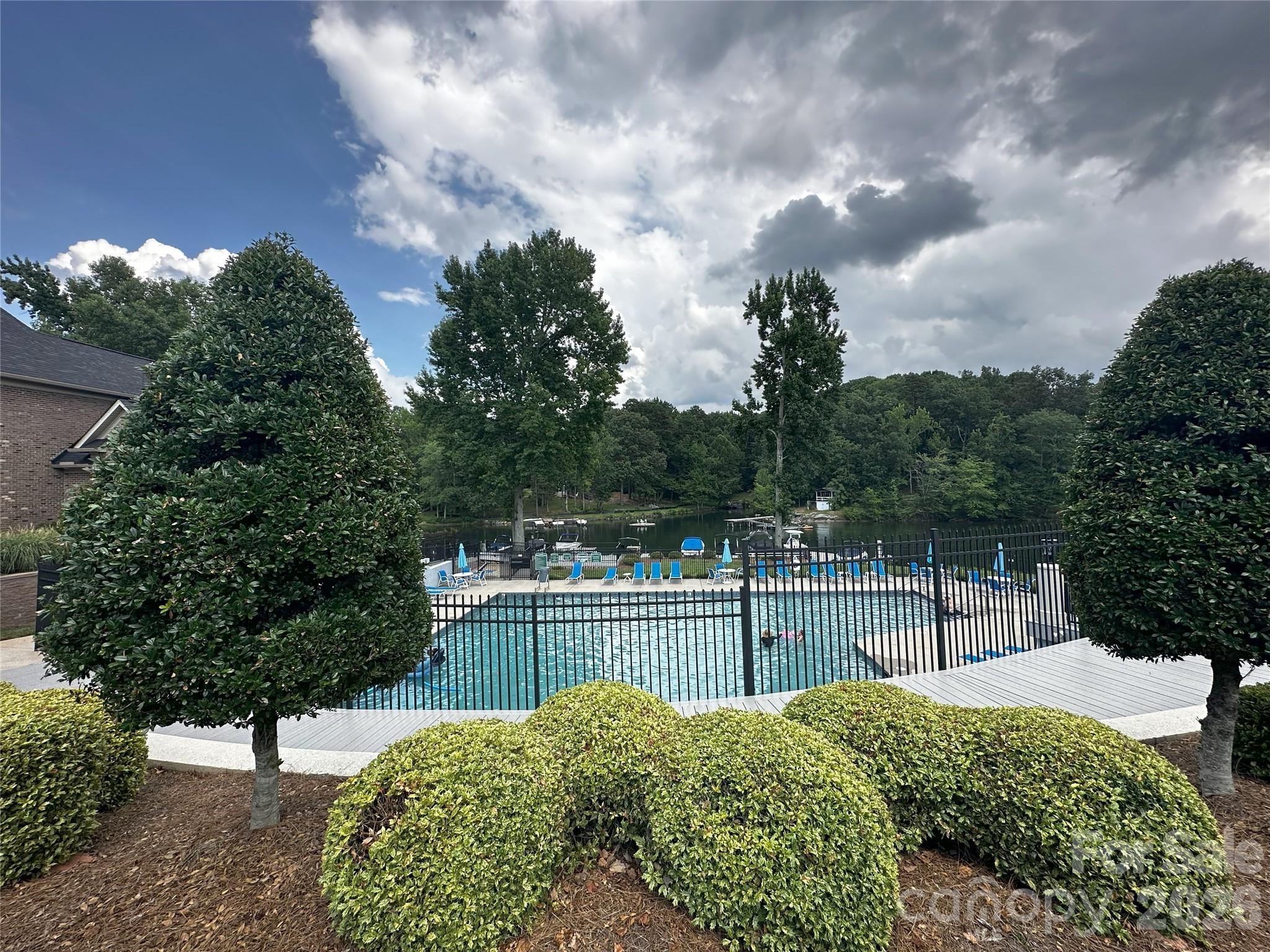 Mariners Pointe at Smithstone - Residential