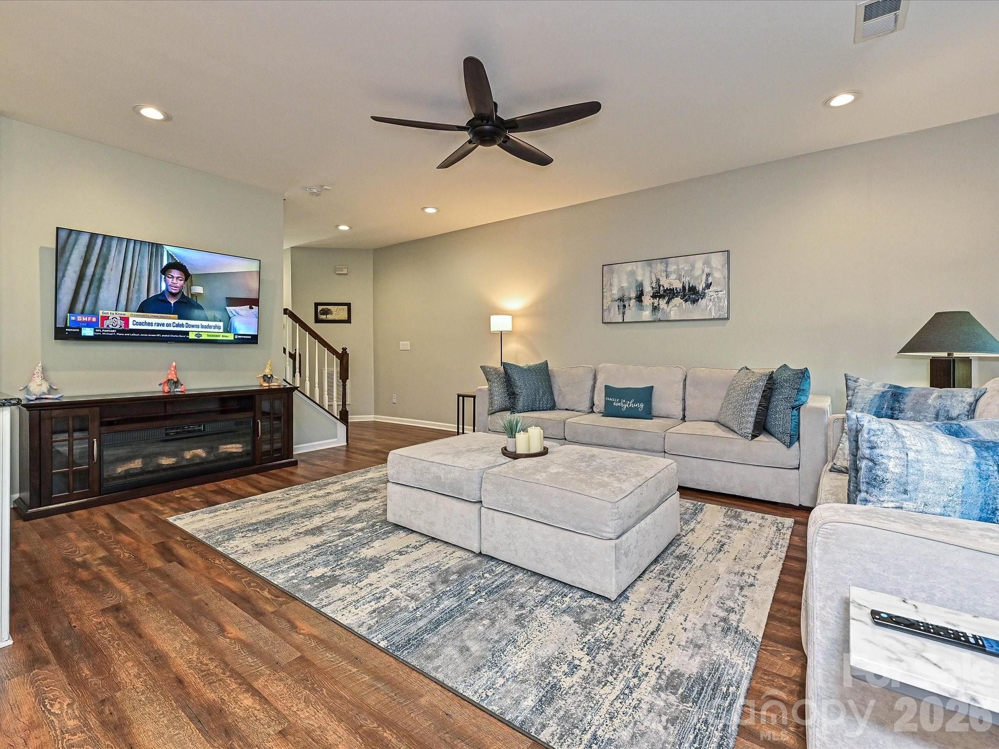 Mariners Pointe at Smithstone - Residential