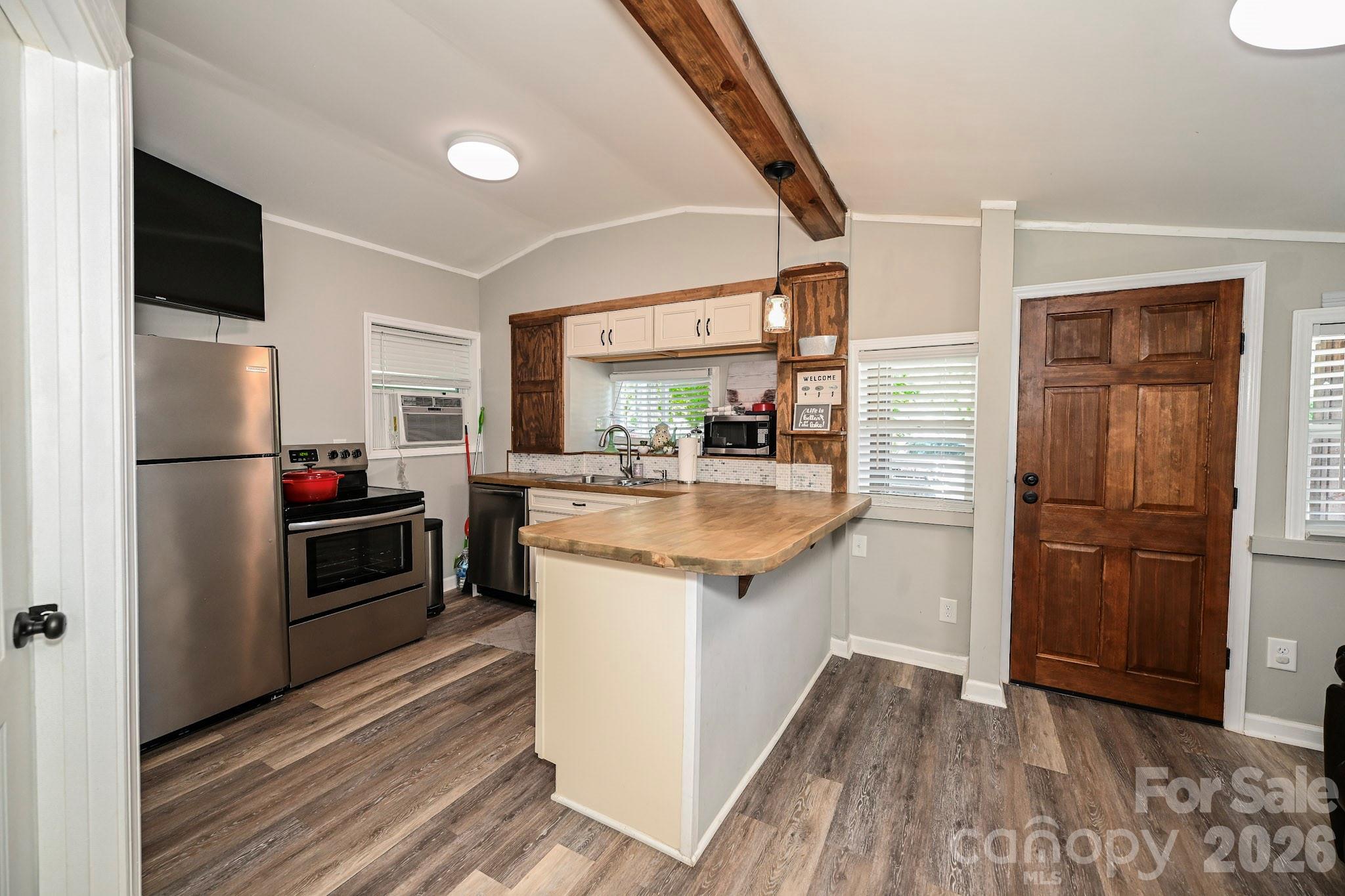 Twin Harbor - Residential