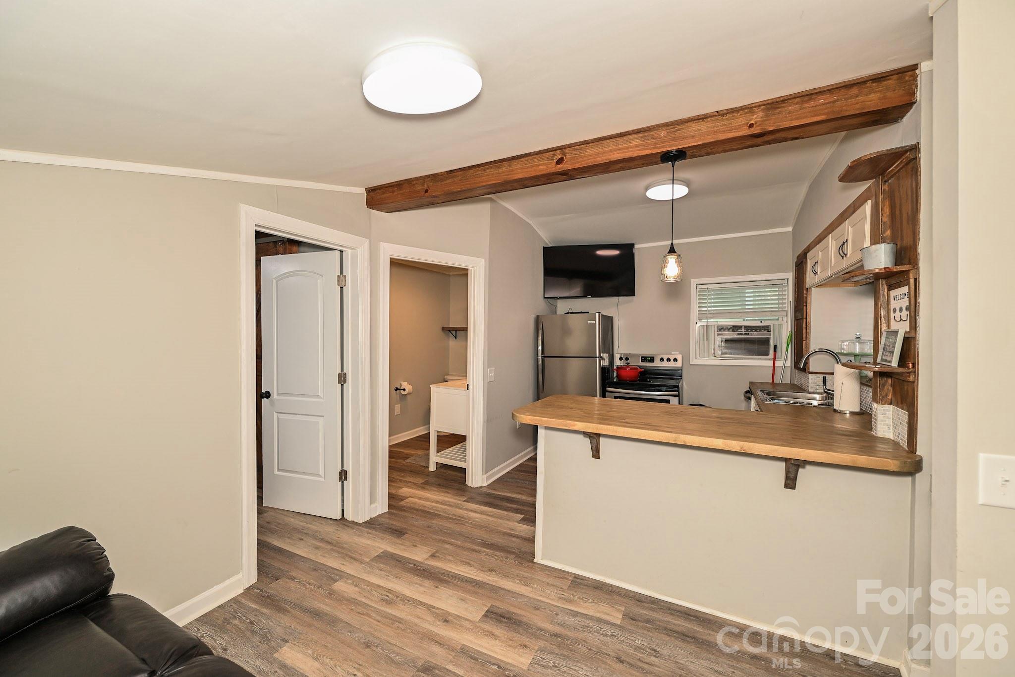 Twin Harbor - Residential