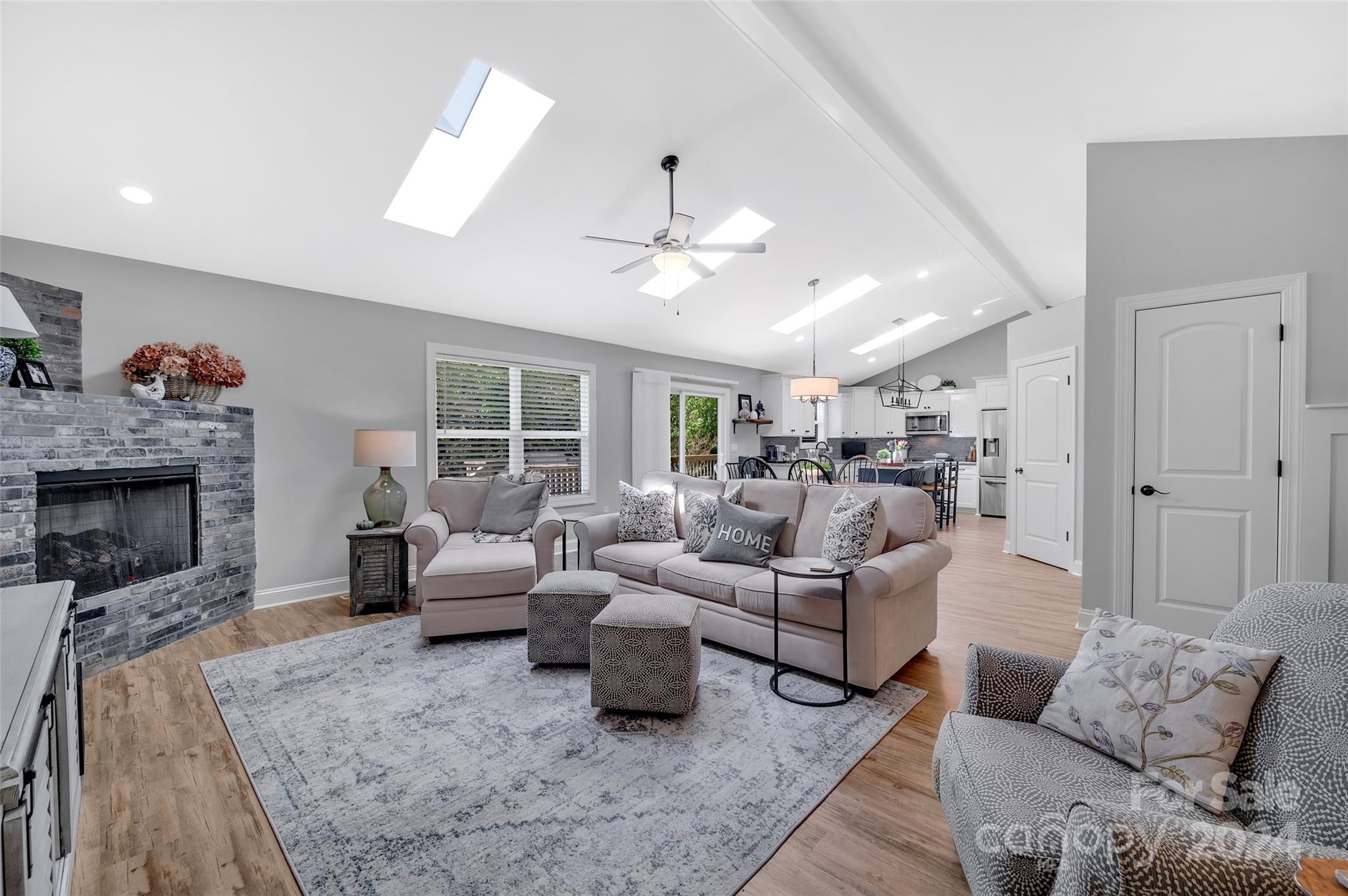 Tega Cay - Residential