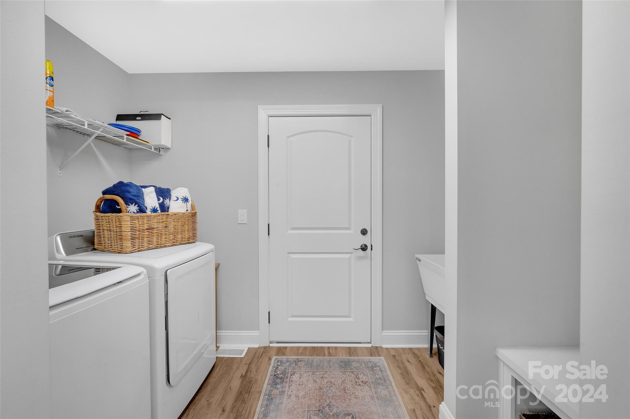 Tega Cay - Residential
