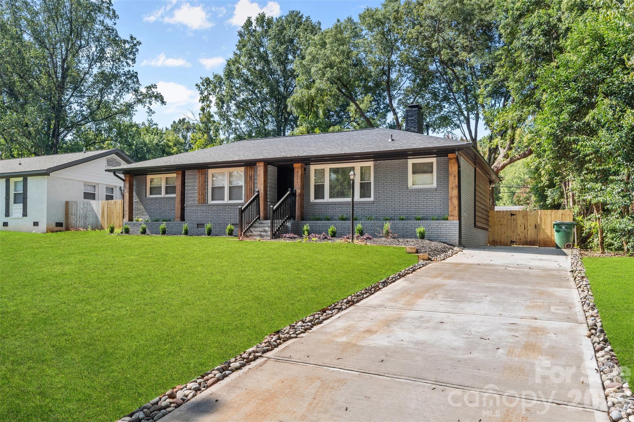 Country Club Heights - Residential