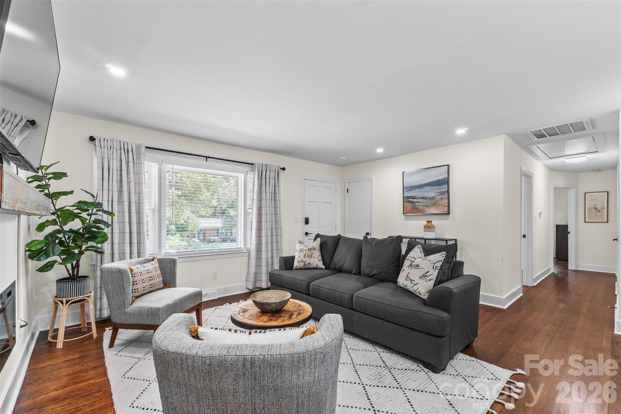 Country Club Heights - Residential