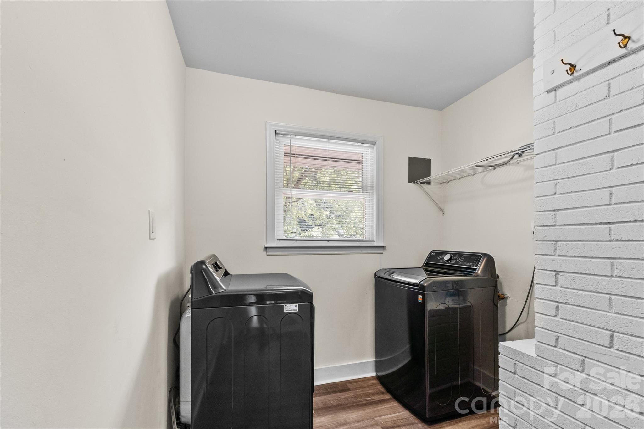 Country Club Heights - Residential