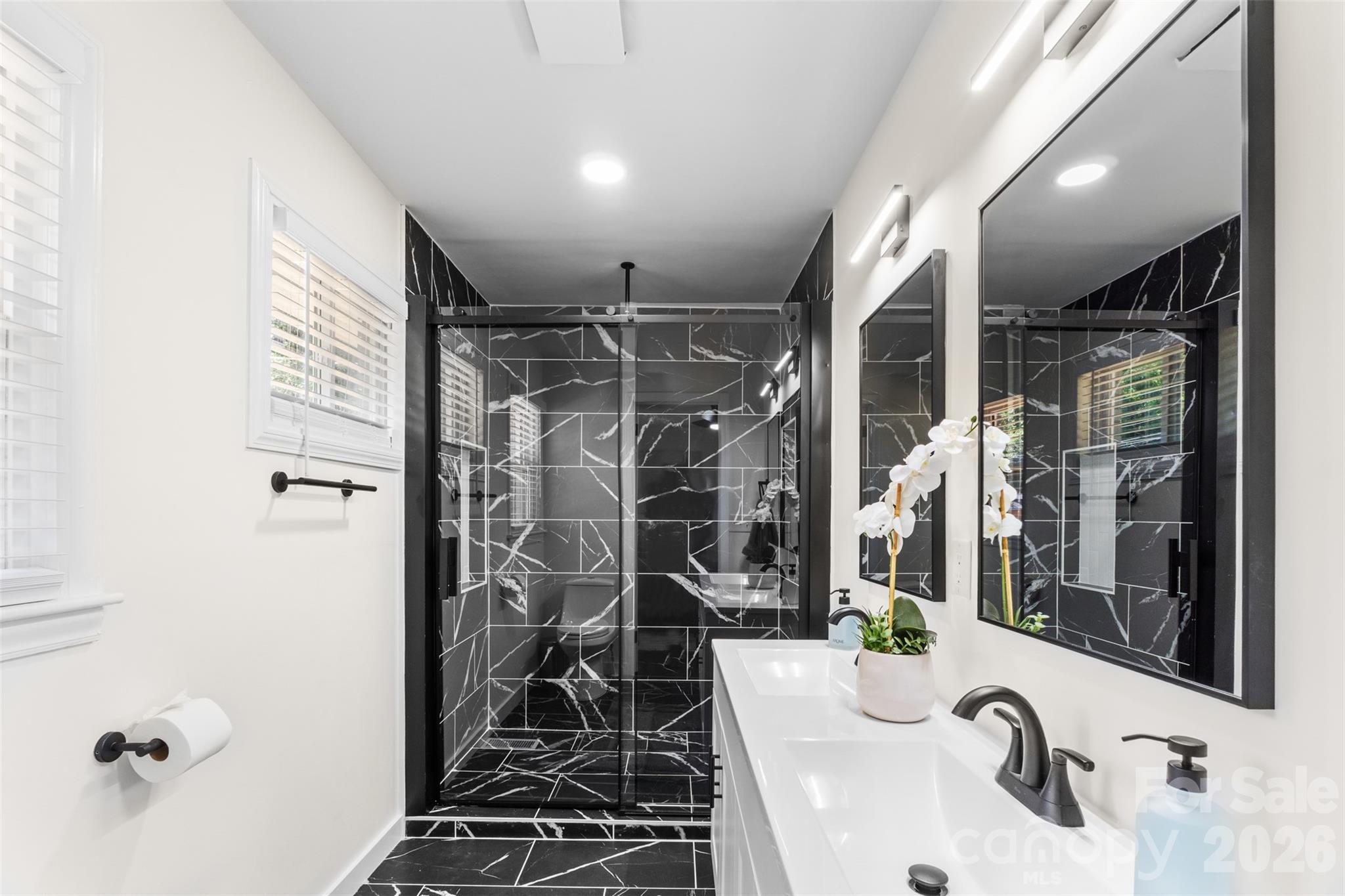 Country Club Heights - Residential