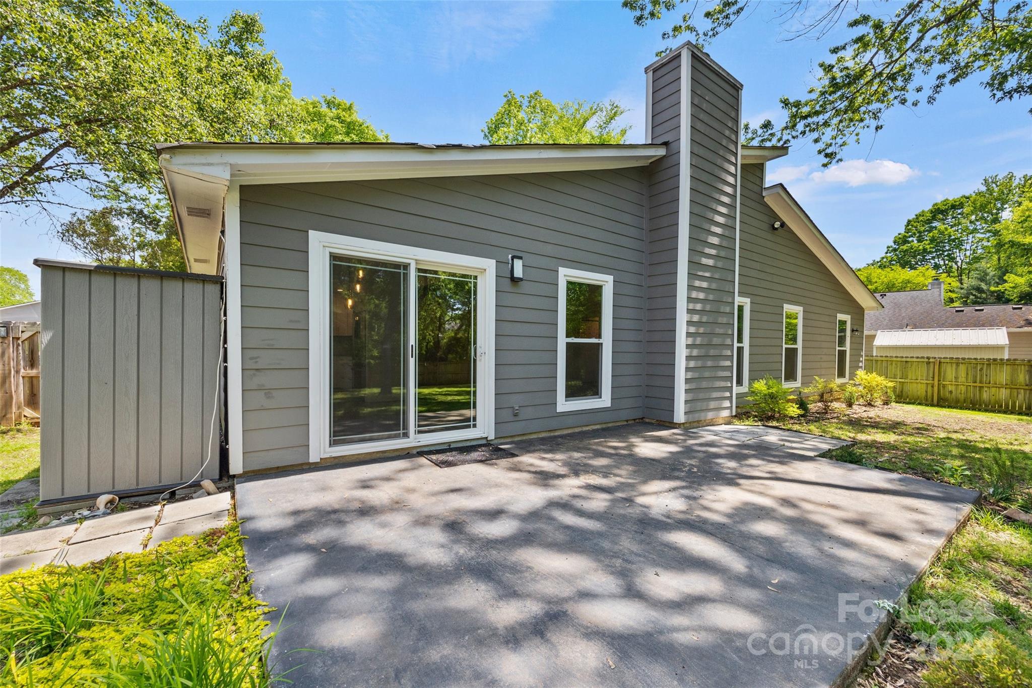 Provincetowne - Residential Lease