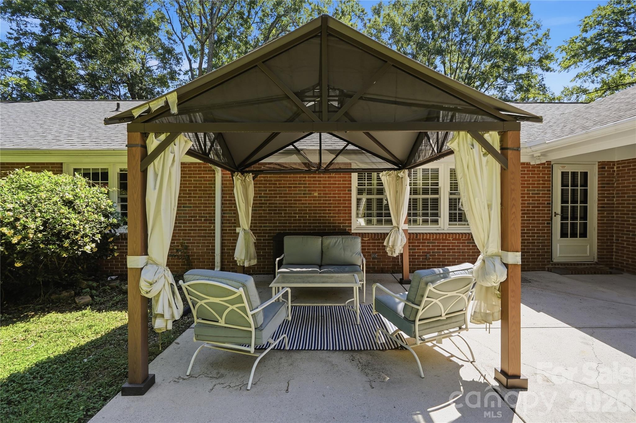 Poplar Forest - Residential