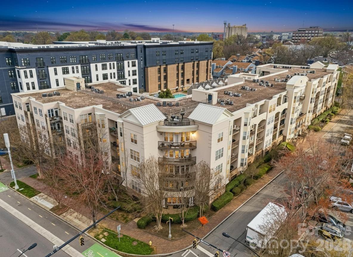 Park Plaza - Residential