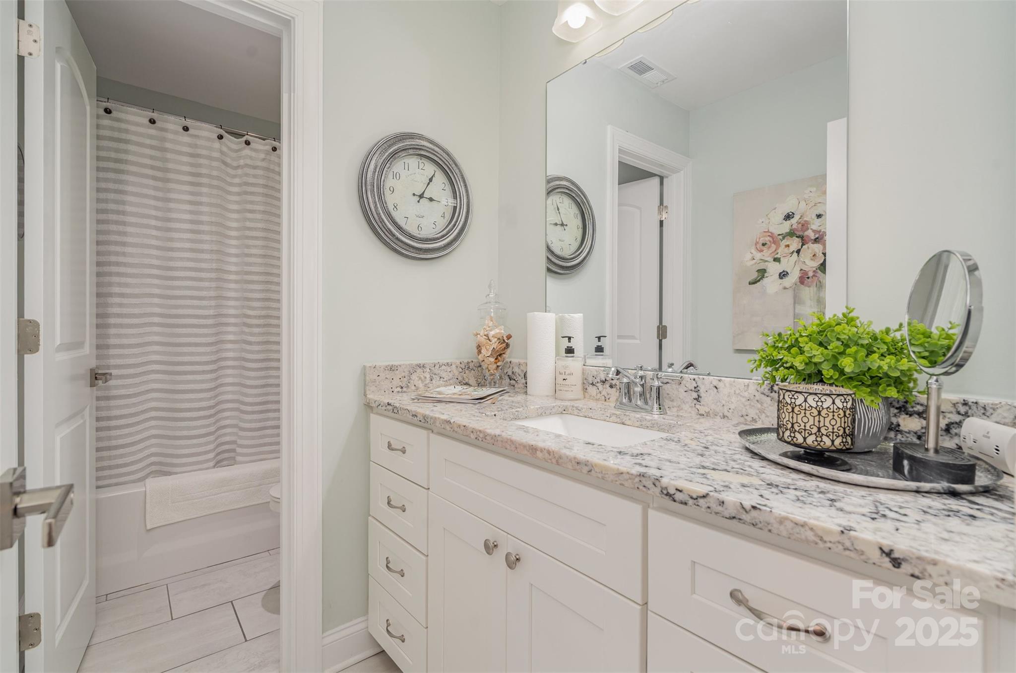 Sanders Landing - Residential