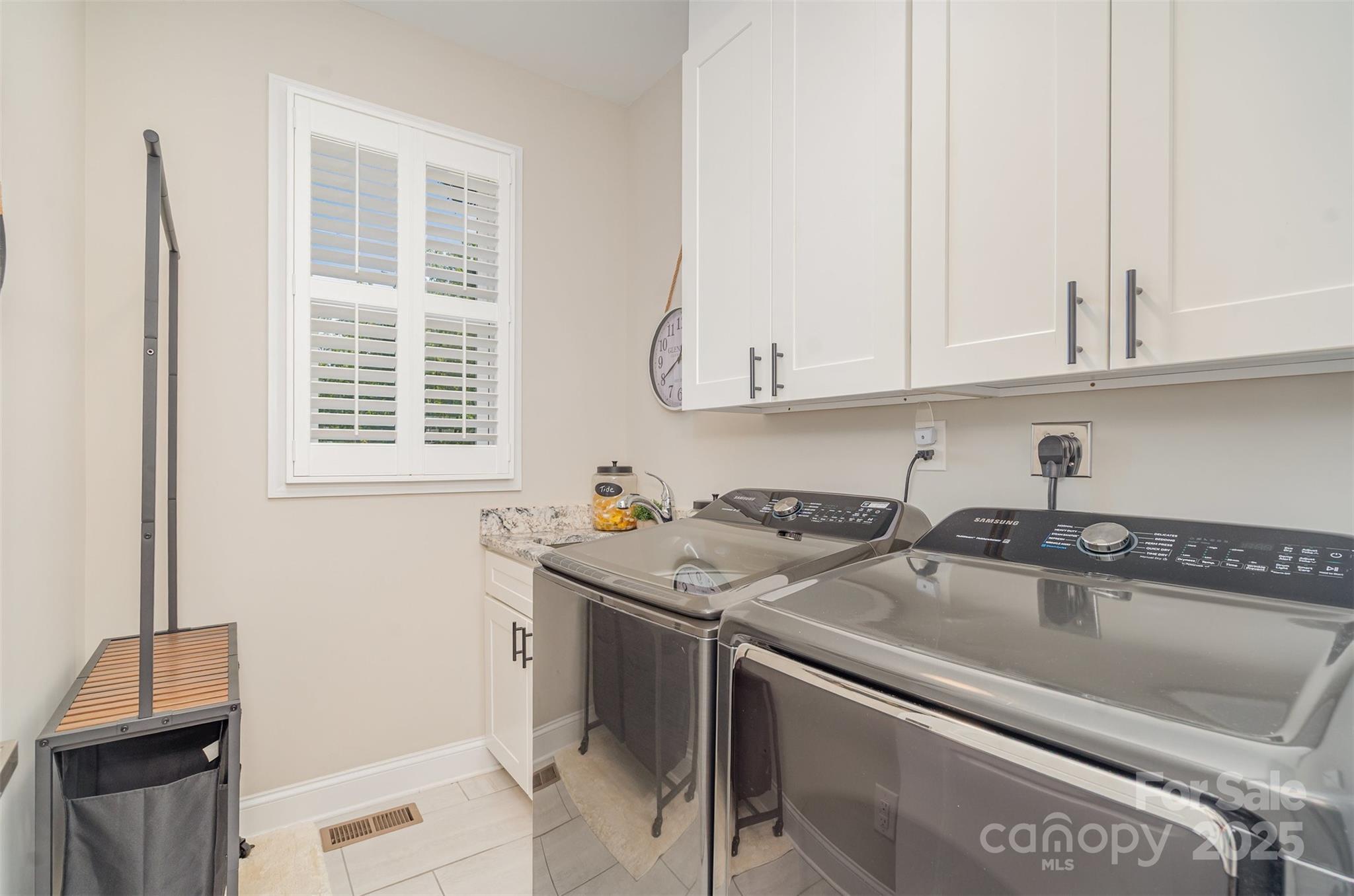 Sanders Landing - Residential