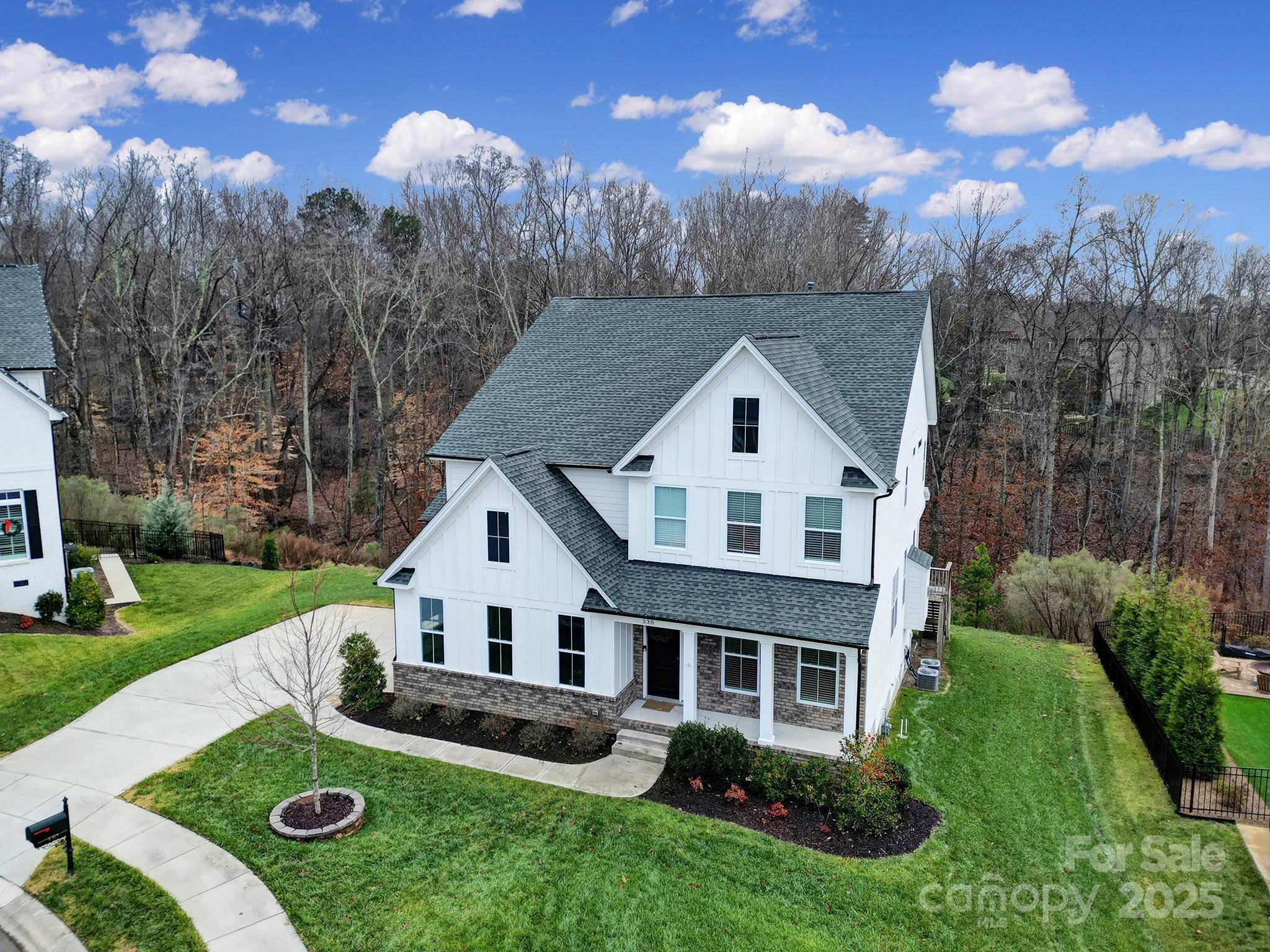 The Manors at Lake Ridge - Residential