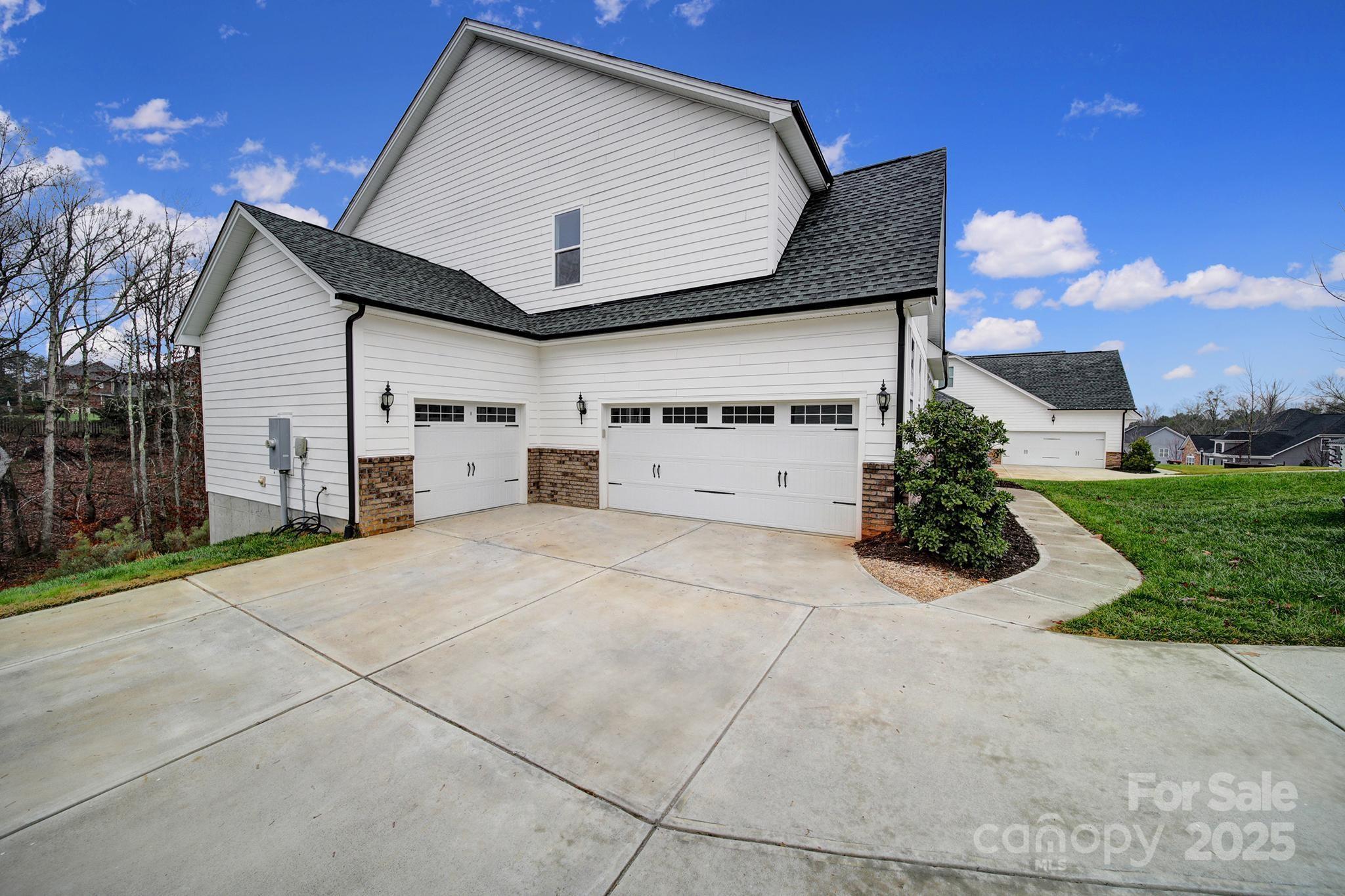 The Manors at Lake Ridge - Residential