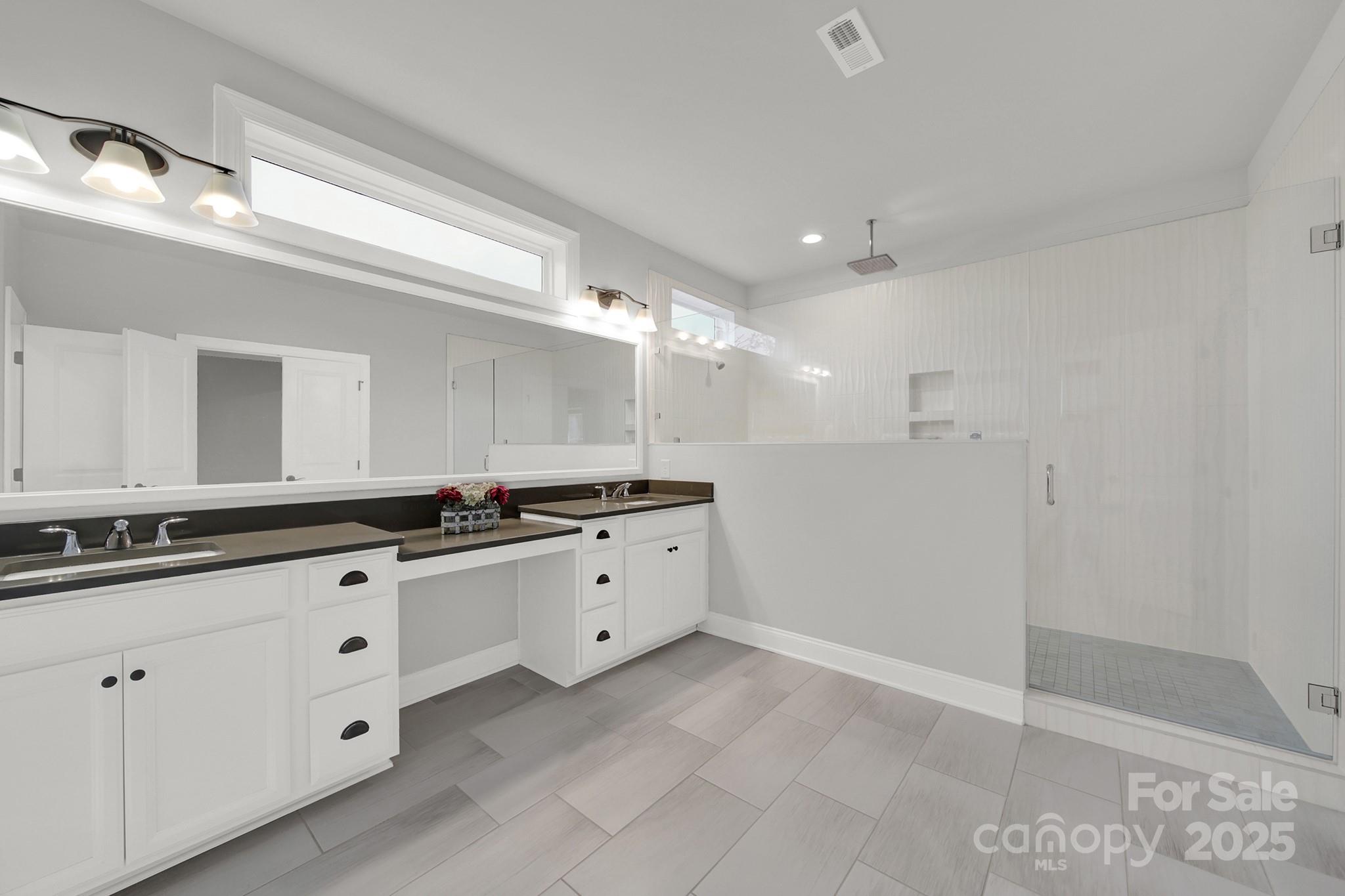 The Manors at Lake Ridge - Residential