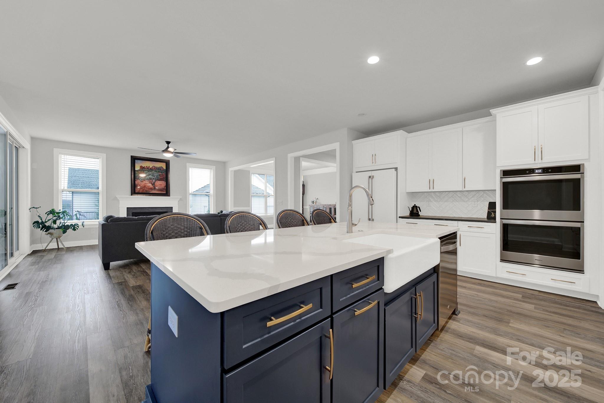 The Manors at Lake Ridge - Residential