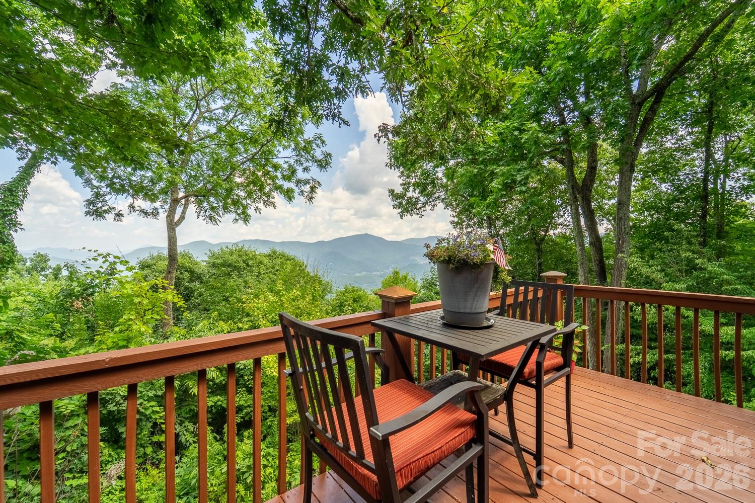 Laurel Ridge Country Club - Residential