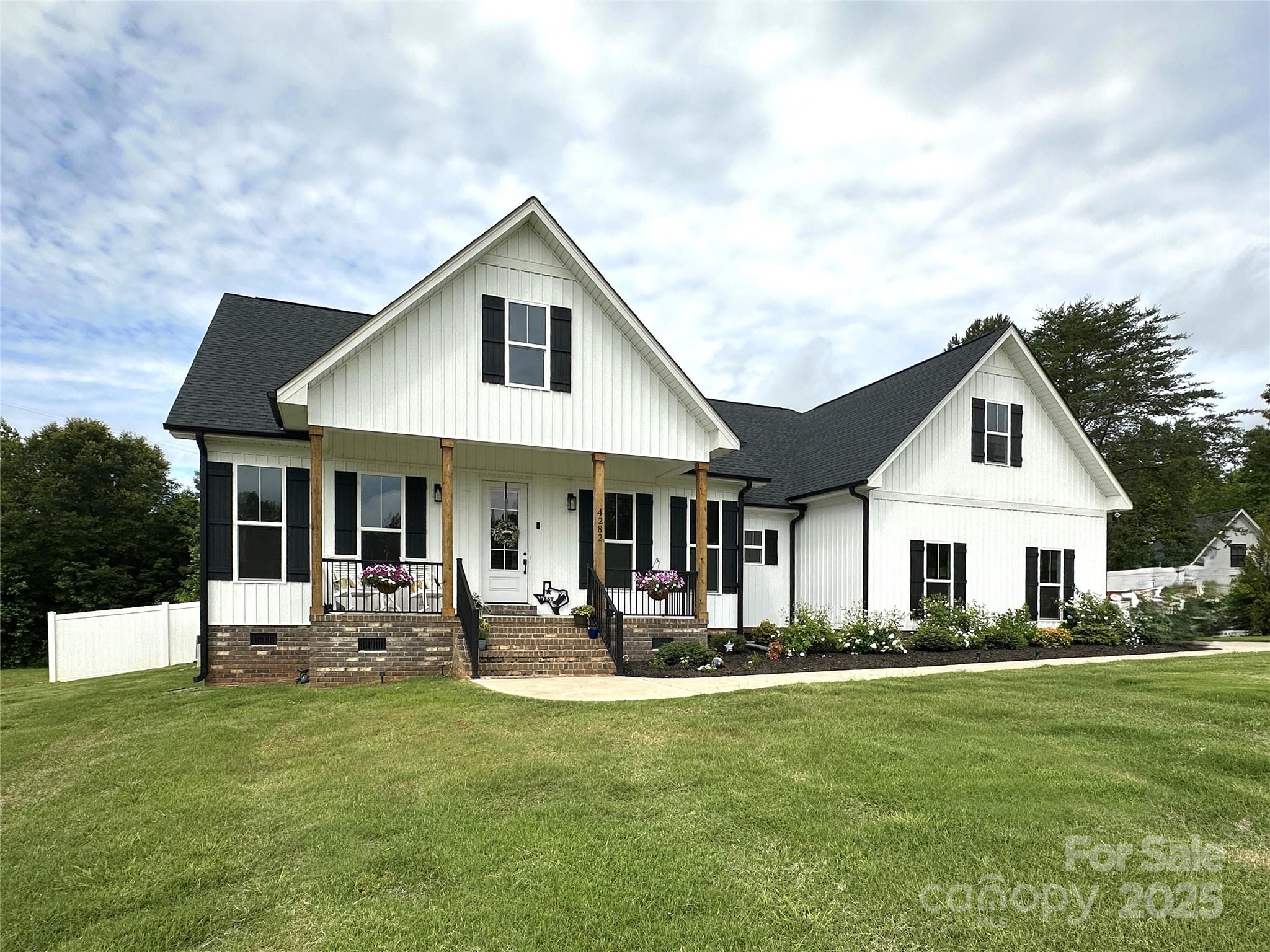 Sanders Landing - Residential