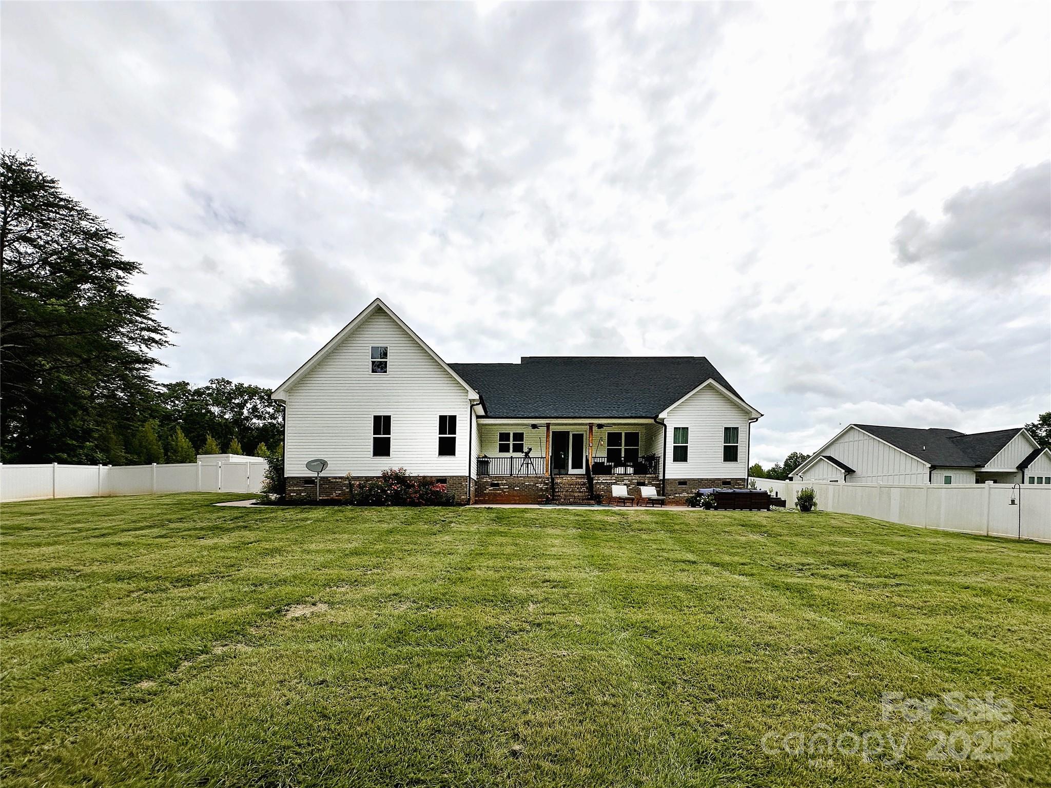 Sanders Landing - Residential