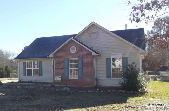 Priced well below tax value!  One level 3 bedroom 2 bath on a quiet culdesac street.  Country living but close to everything.  Huge flat fenced back yard for pets and children.  Put this on your list of must see homes!