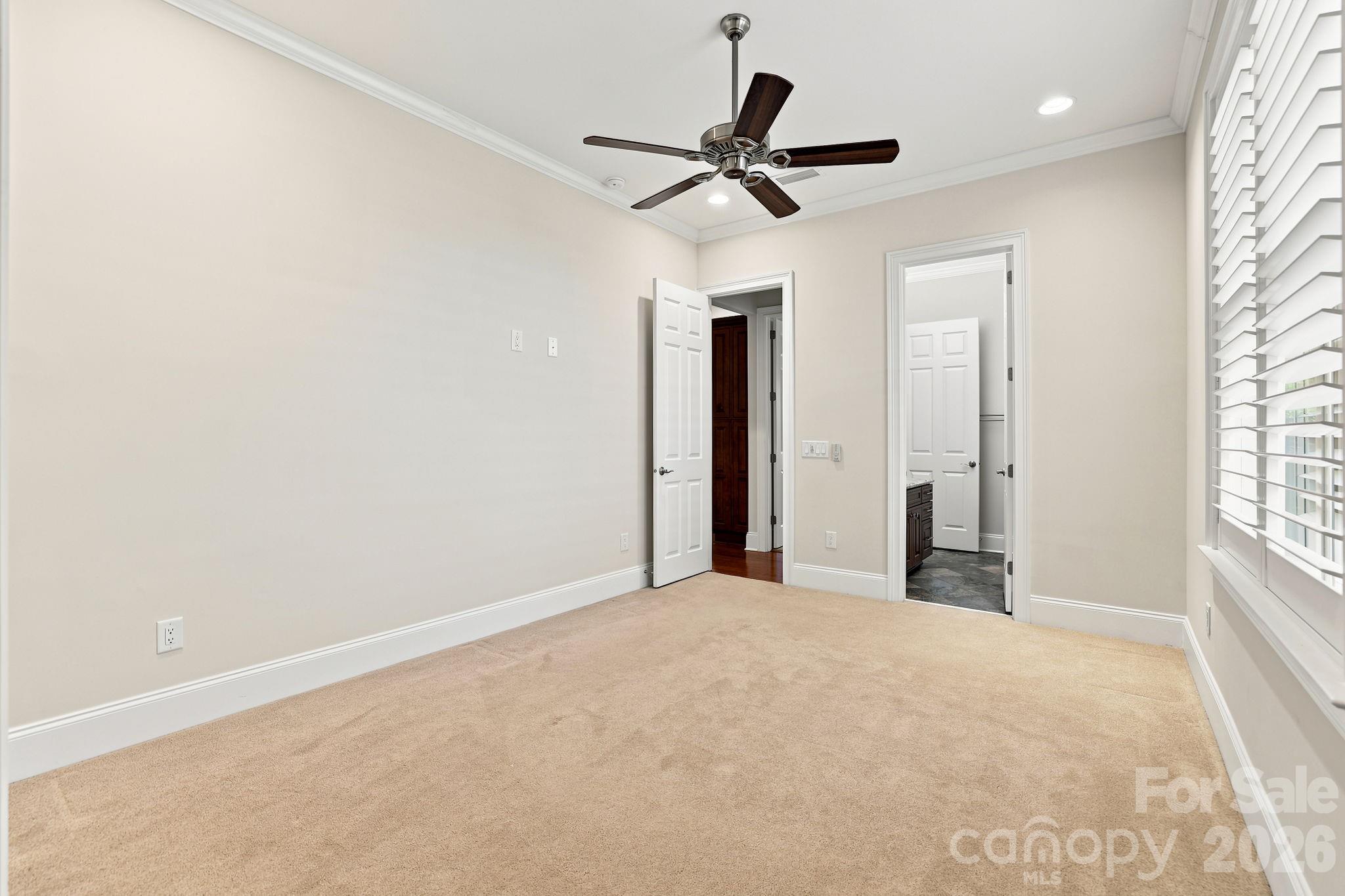 Regency at Palisades - Residential
