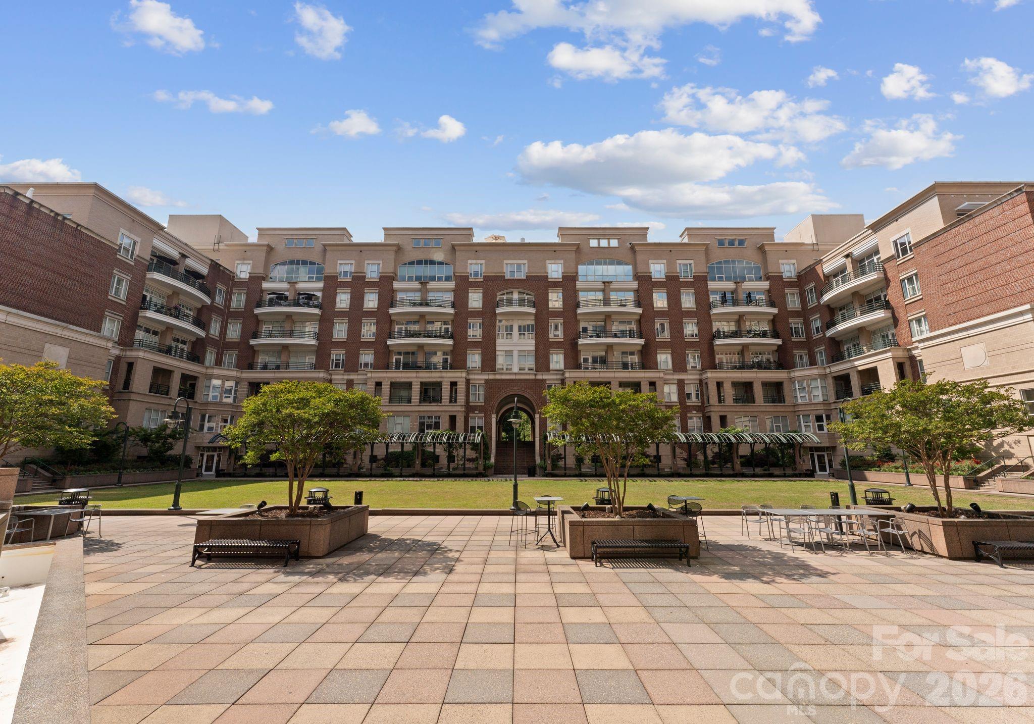 400 North Church - Residential