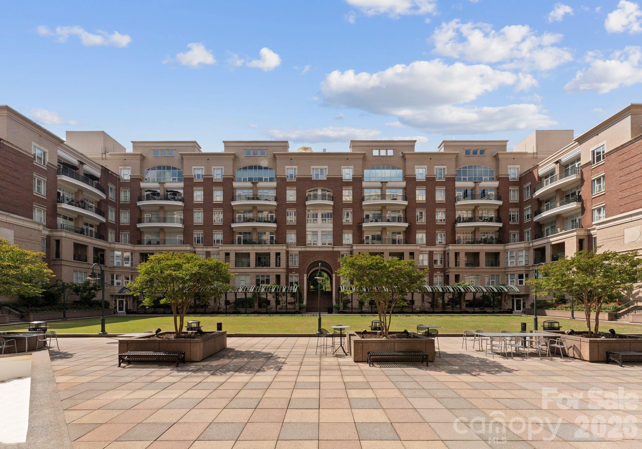 400 North Church - Residential