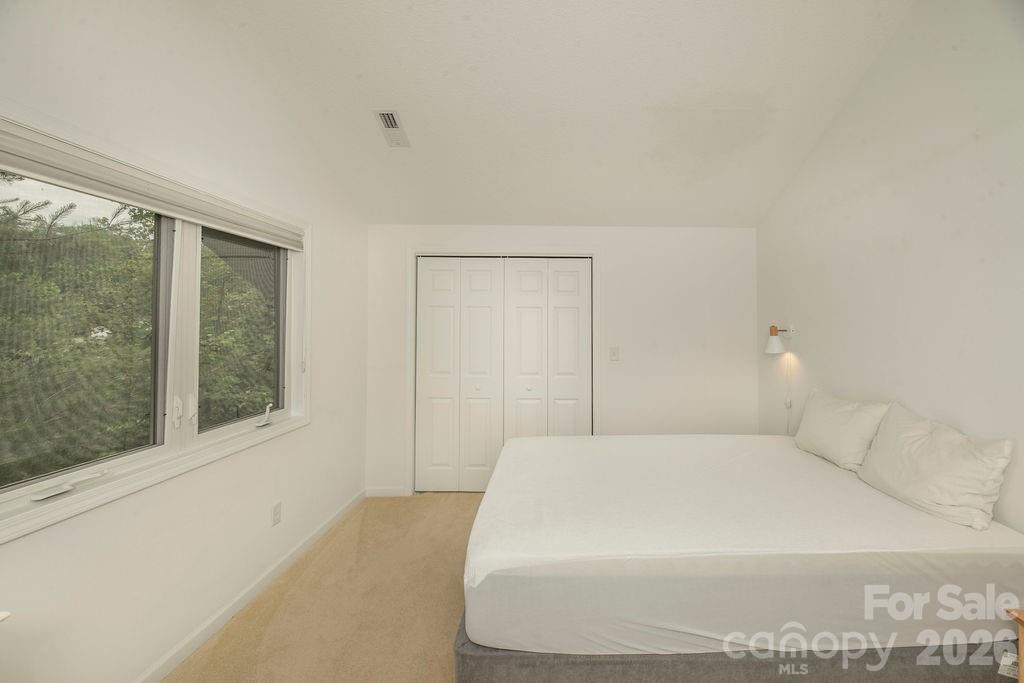 Deerlake Village - Residential