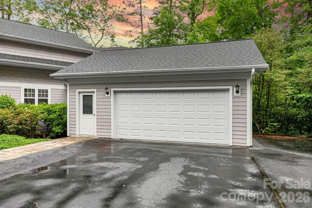 Deerlake Village - Residential