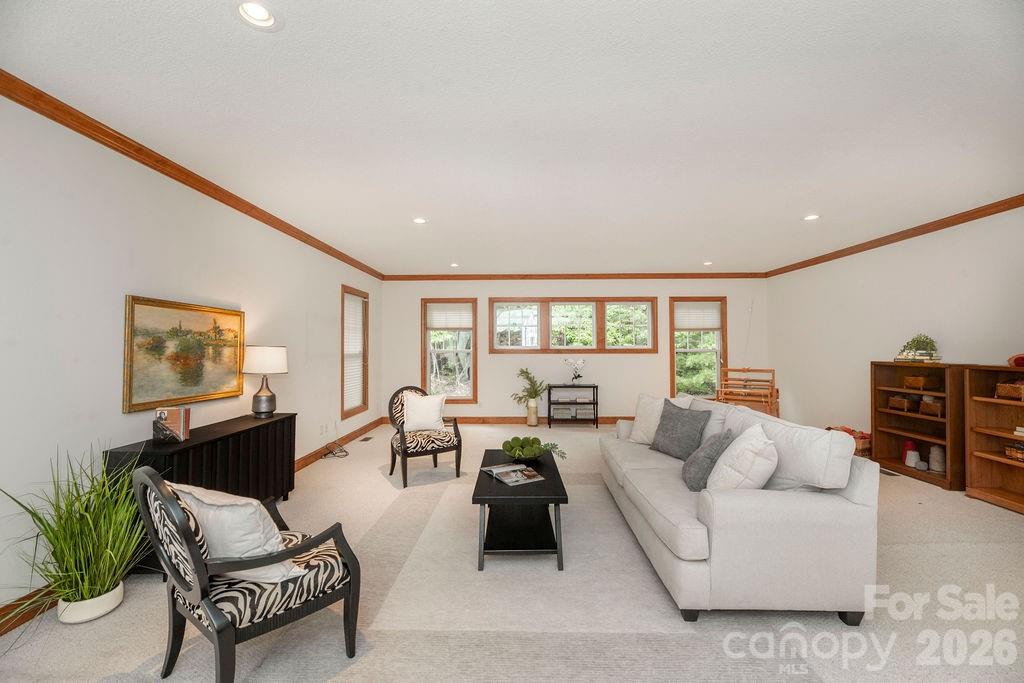 Deerlake Village - Residential