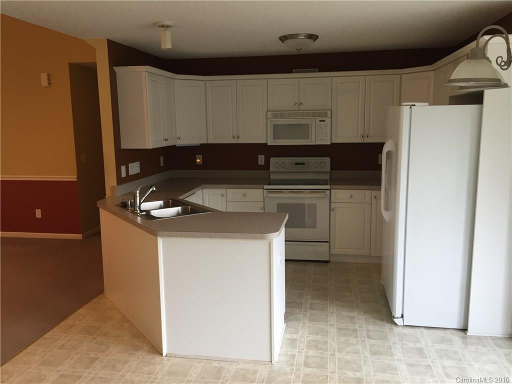 CARNEGIE ESTATES - Residential