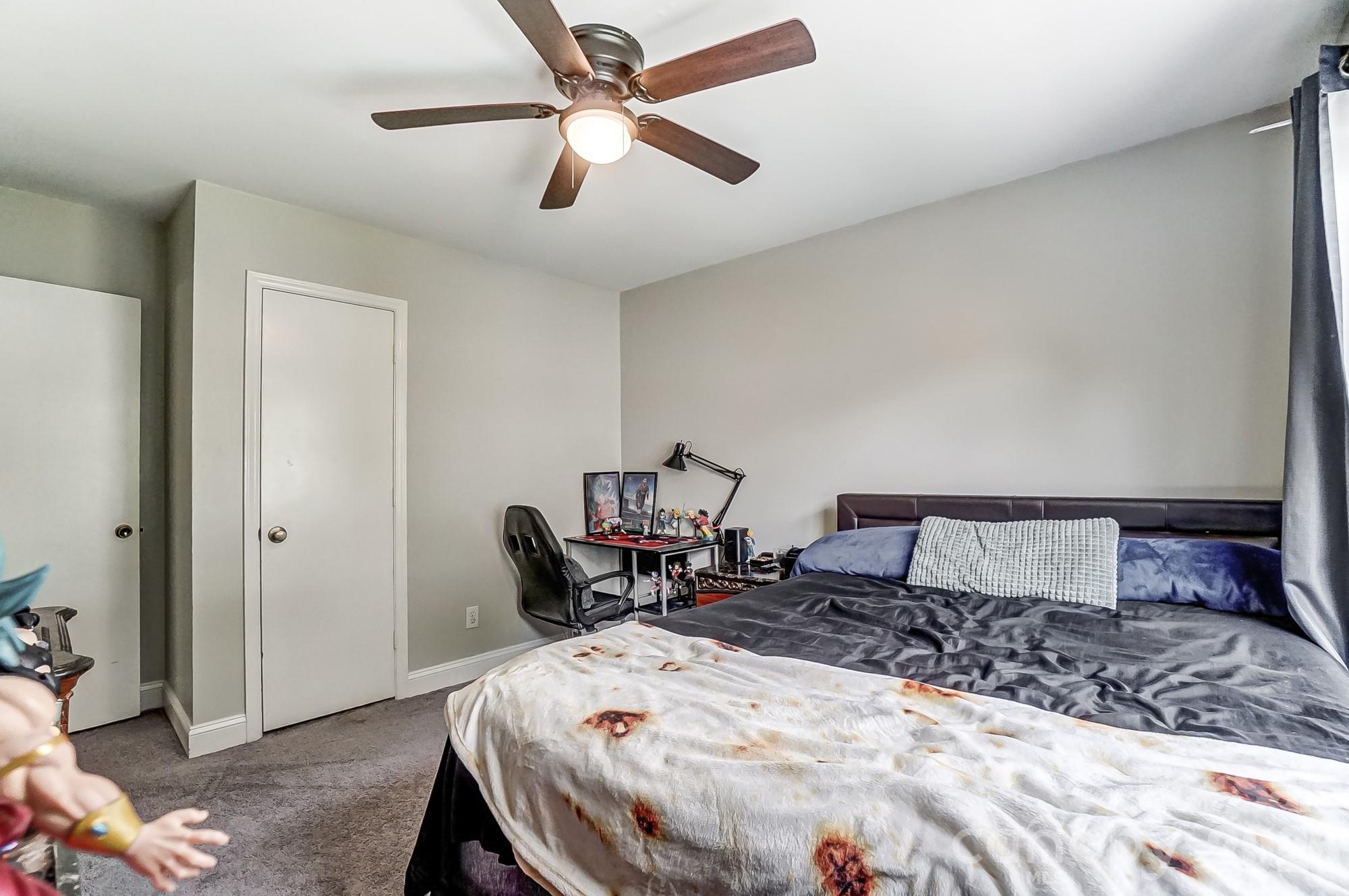 FALCONBRIDGE - Residential