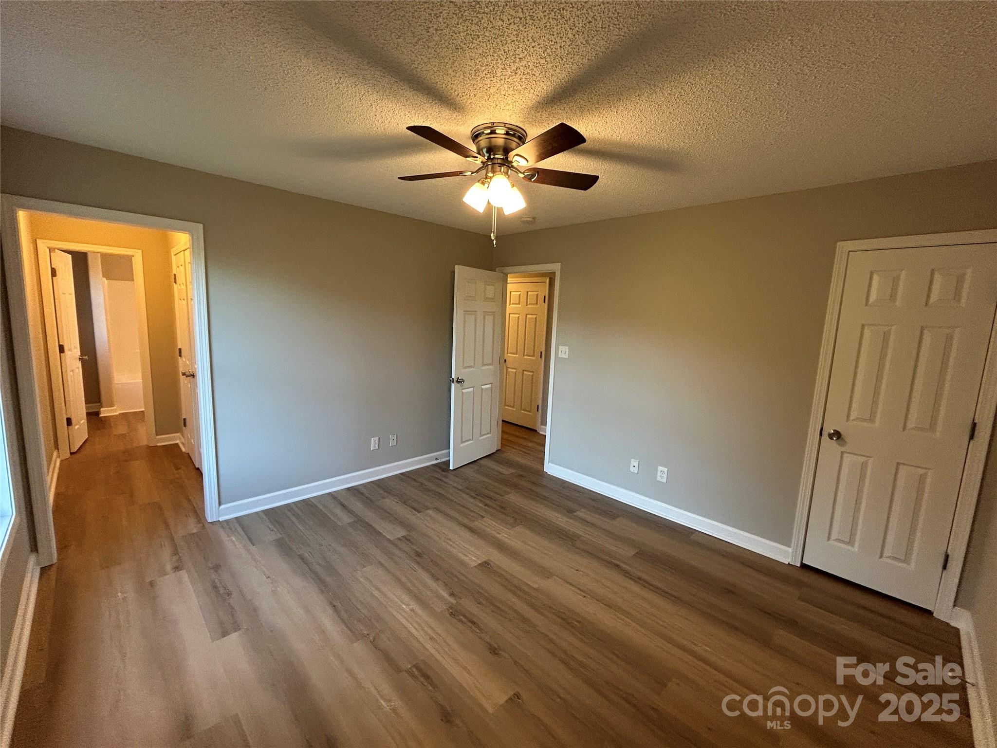 Foxbrook - Residential