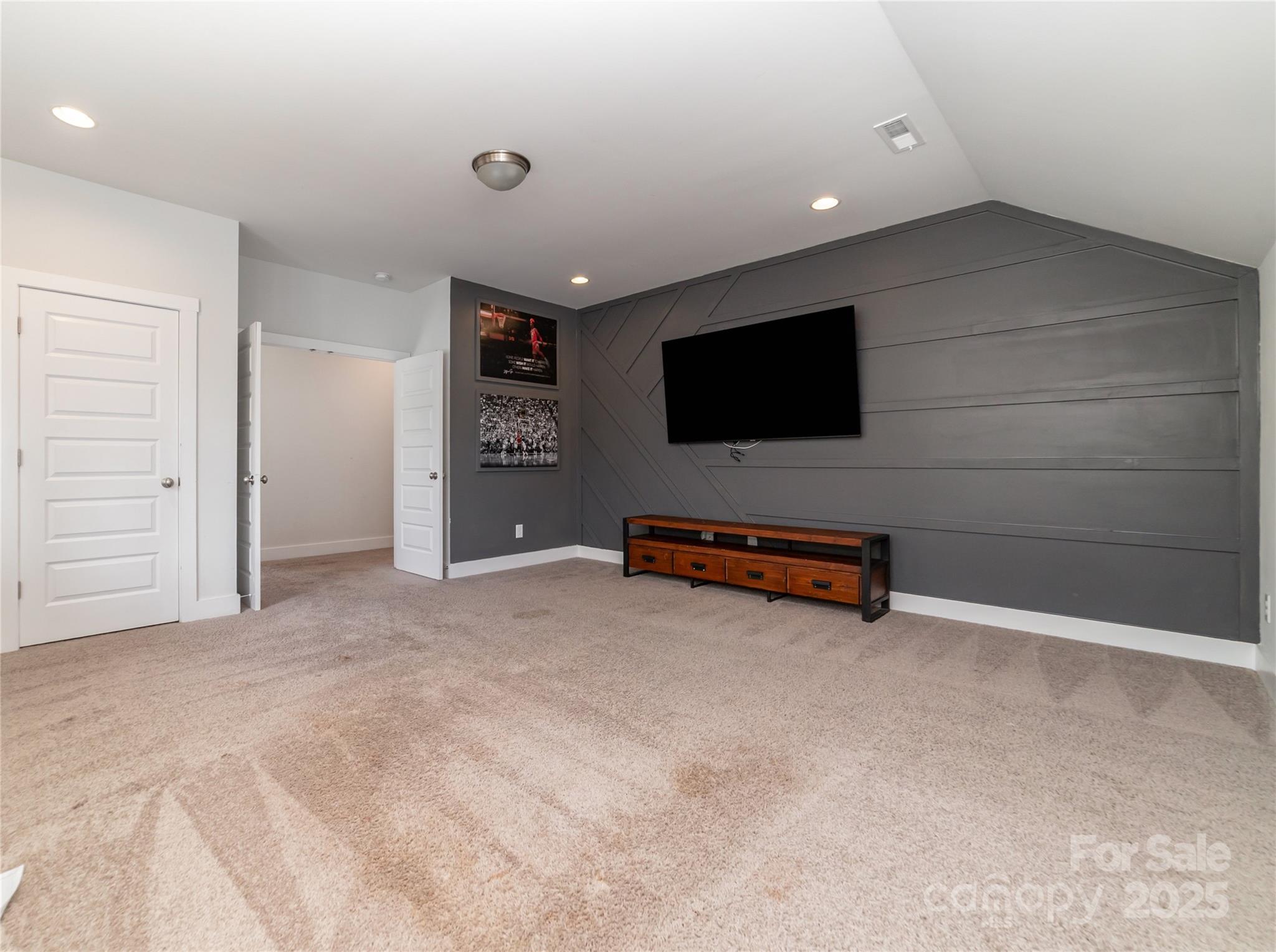 Paddlers Cove - Residential