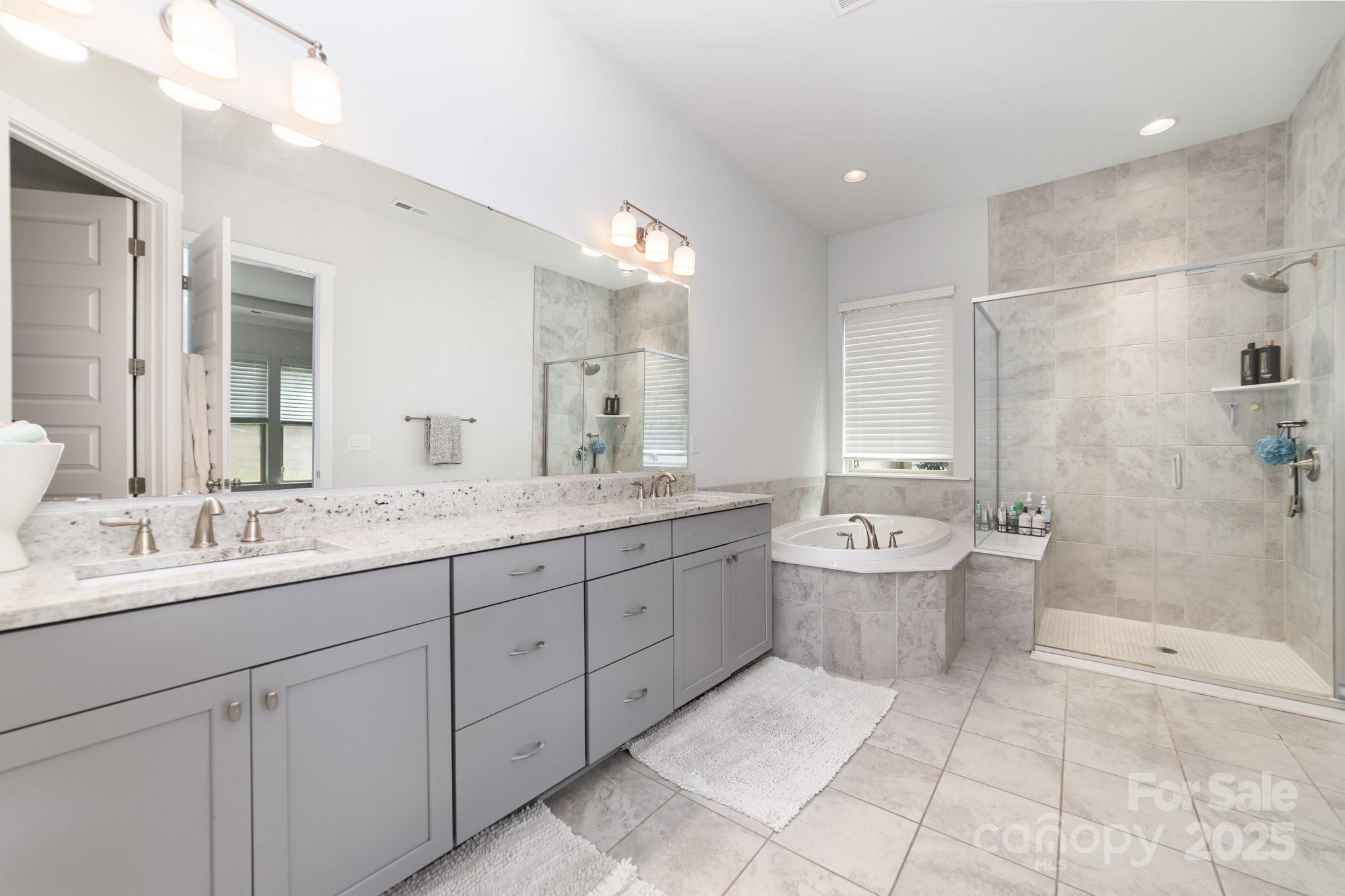 Paddlers Cove - Residential