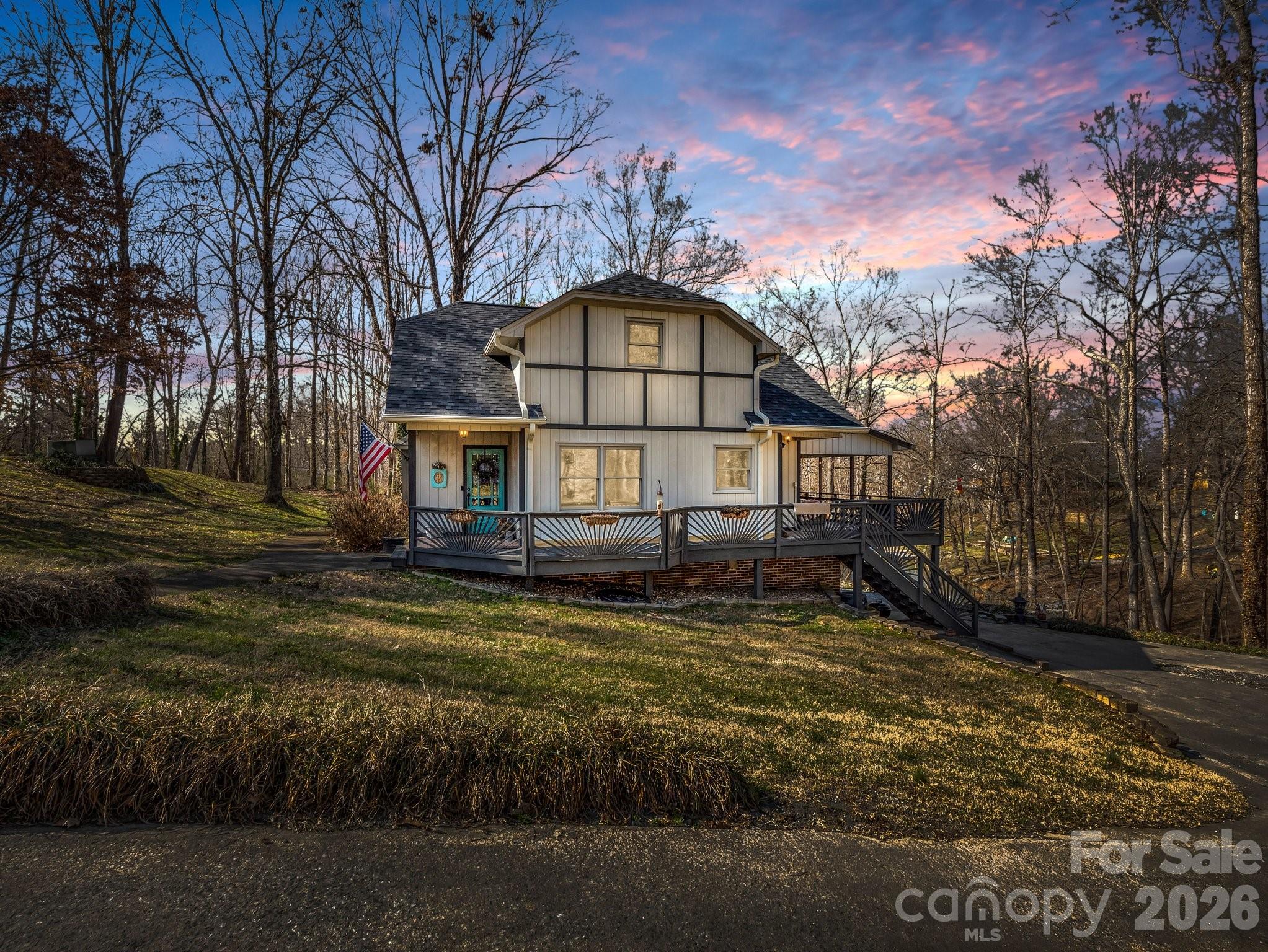 Waterfront Woodbridge - Residential