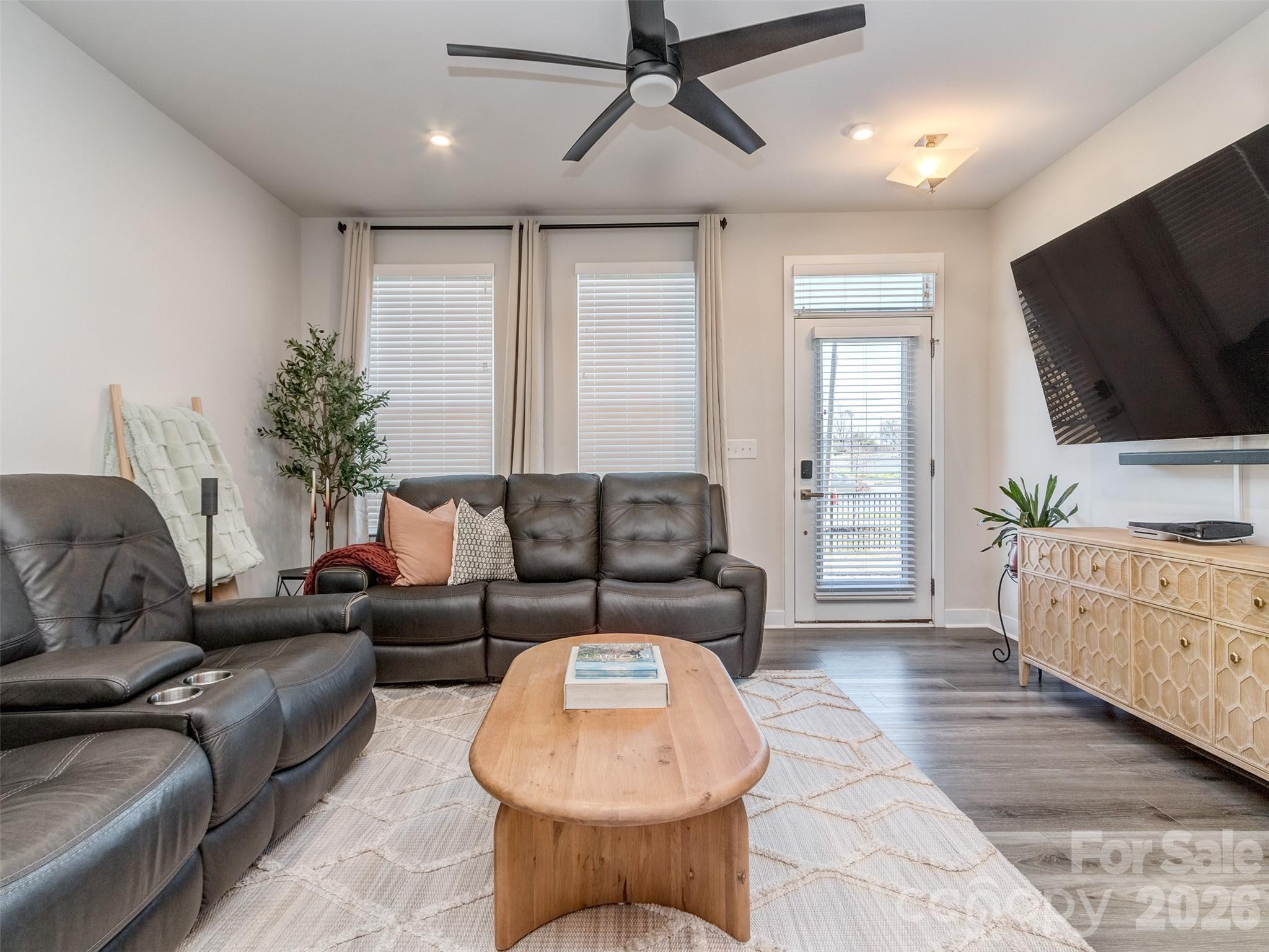 Southrail Station - Residential