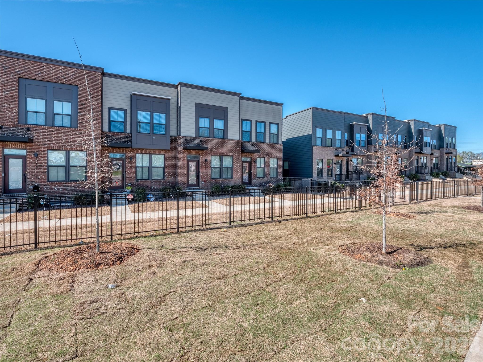 Southrail Station - Residential