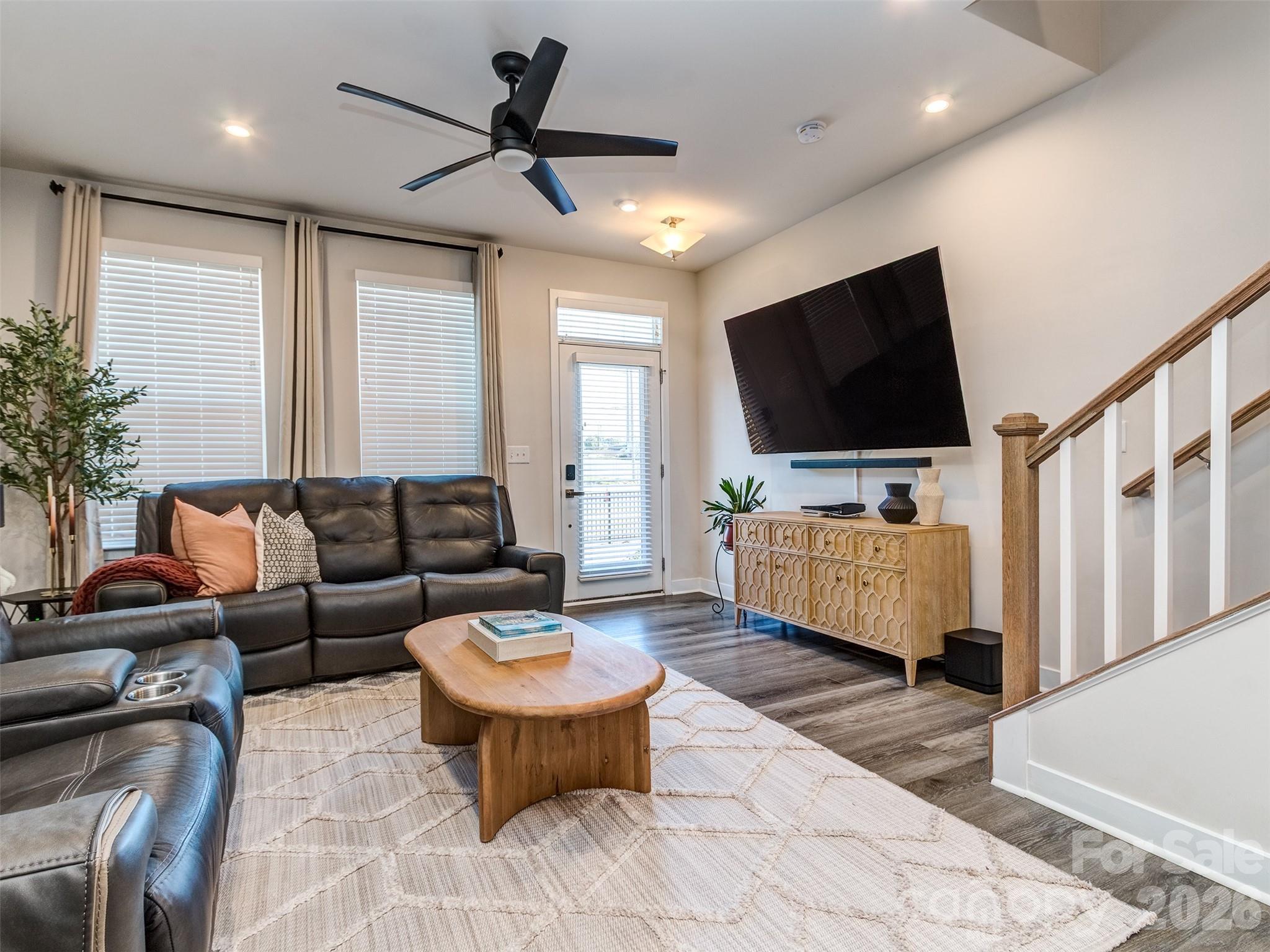 Southrail Station - Residential