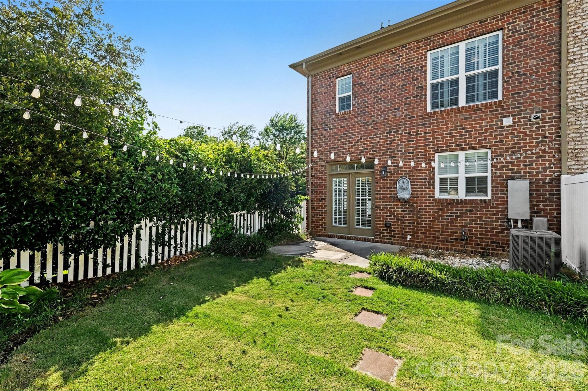 Cedar Walk - Residential