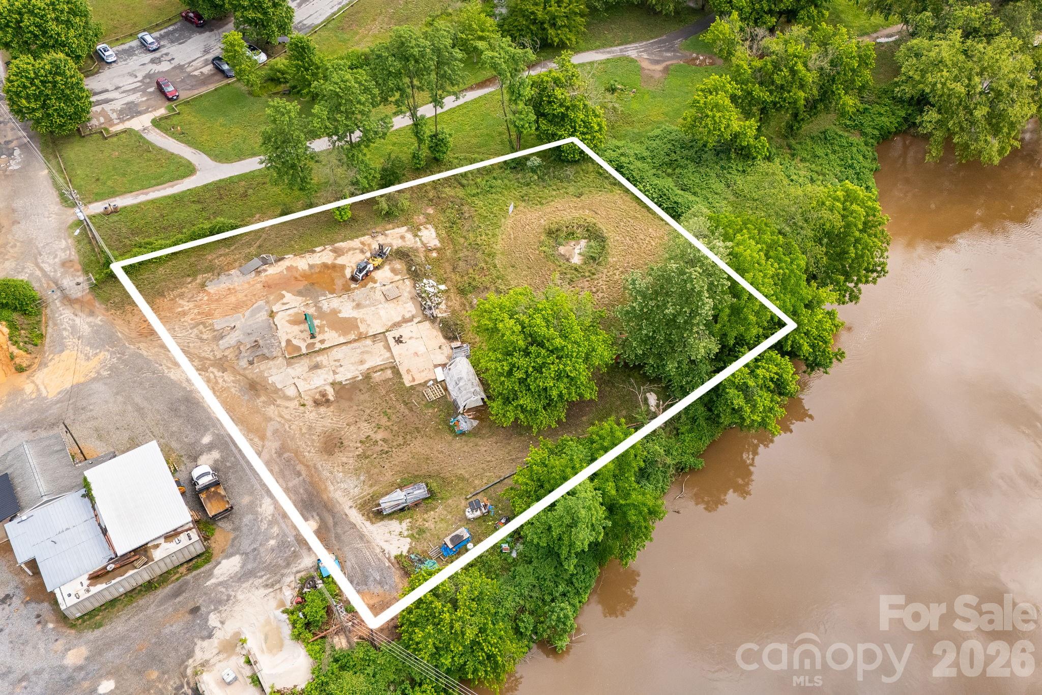 Amboy Heights - Commercial Sale