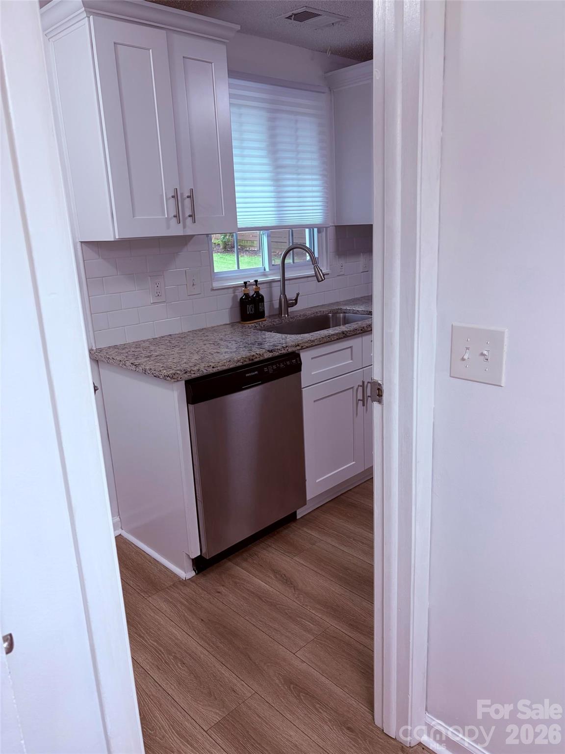 Twelve Oaks - Residential