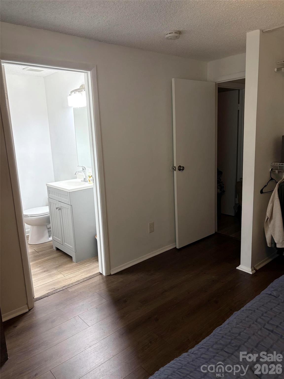 Twelve Oaks - Residential
