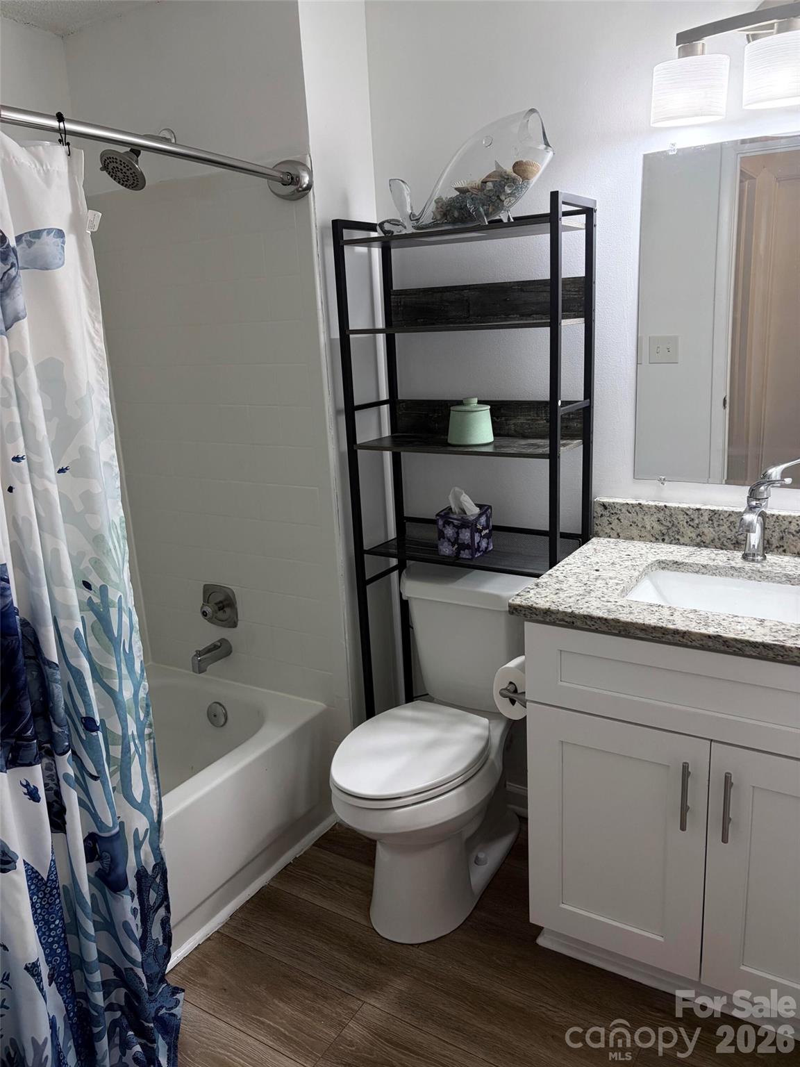 Twelve Oaks - Residential