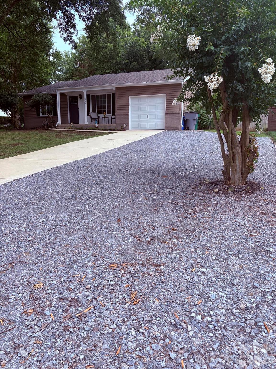 Twelve Oaks - Residential