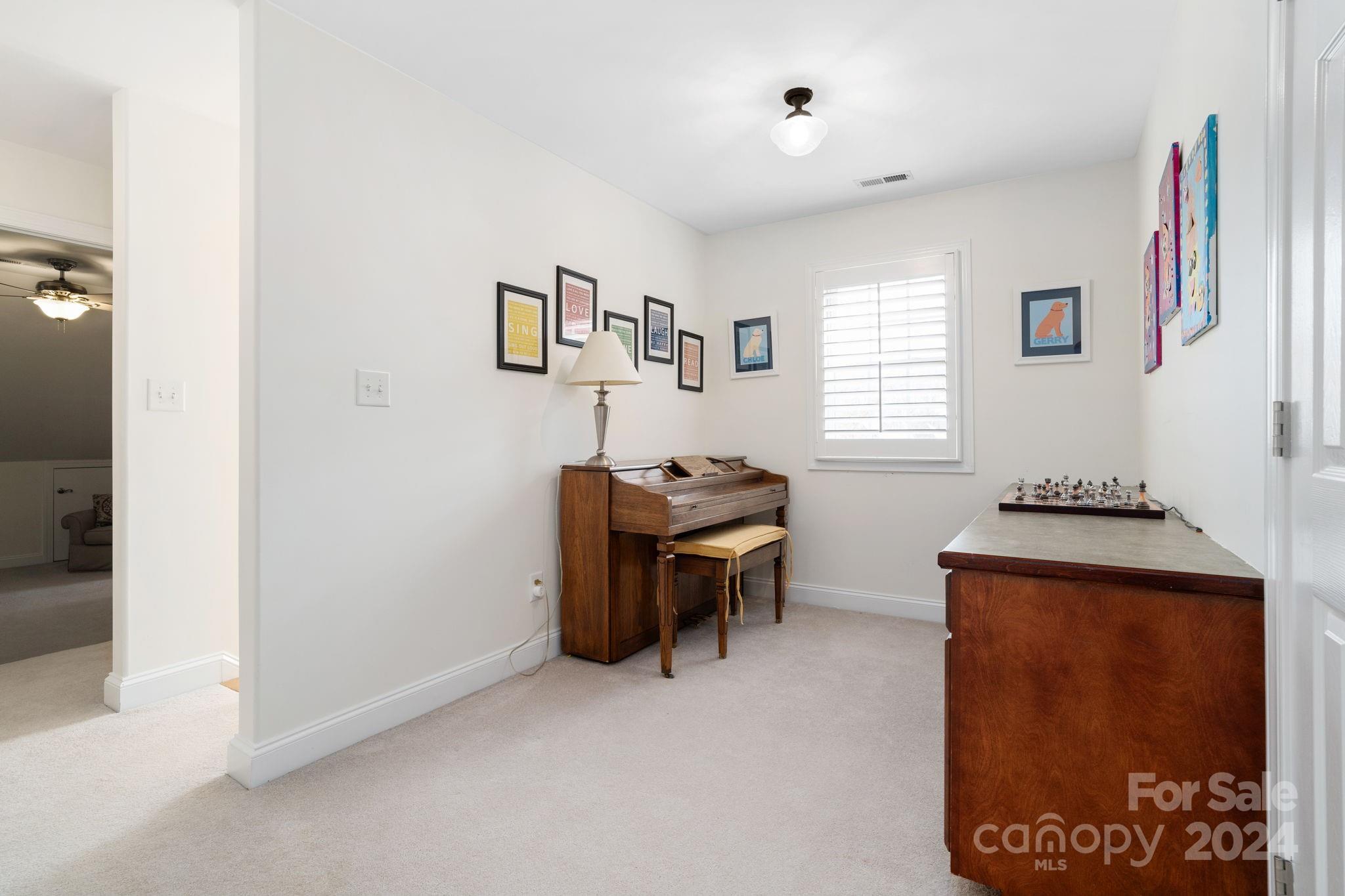 Huntington Farms - Residential