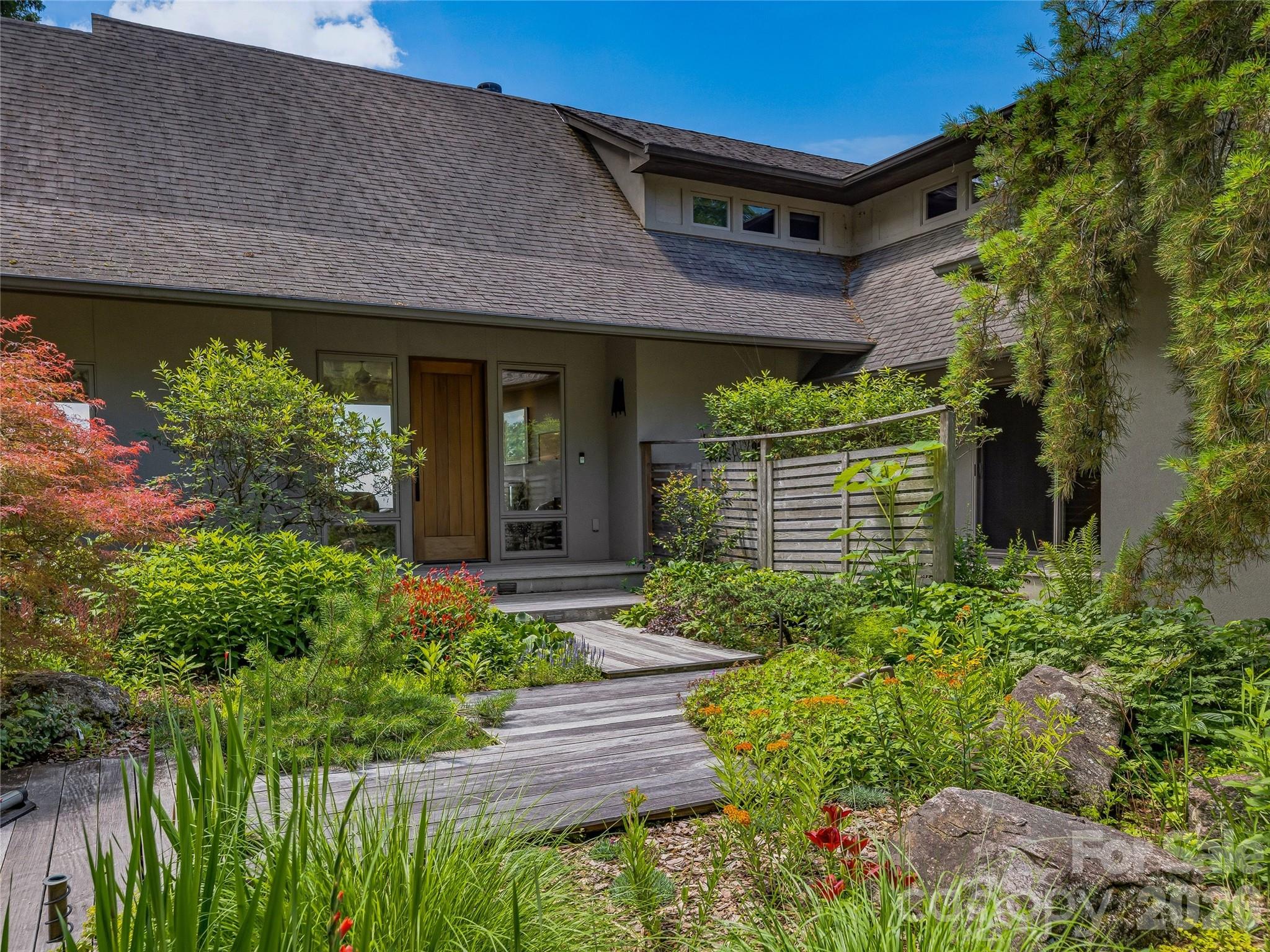 Horizon Hill - Residential